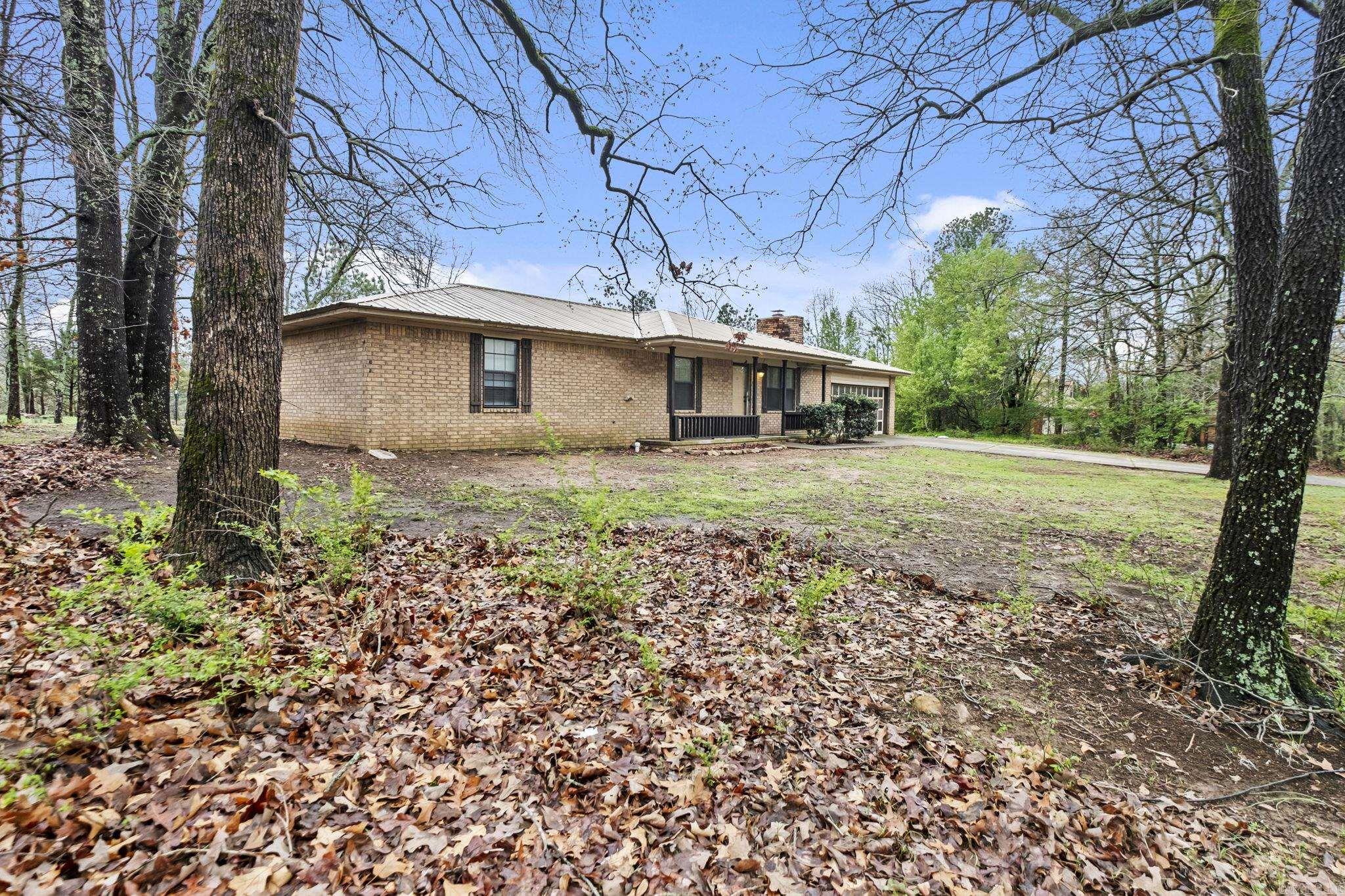 111 N Summit Dr