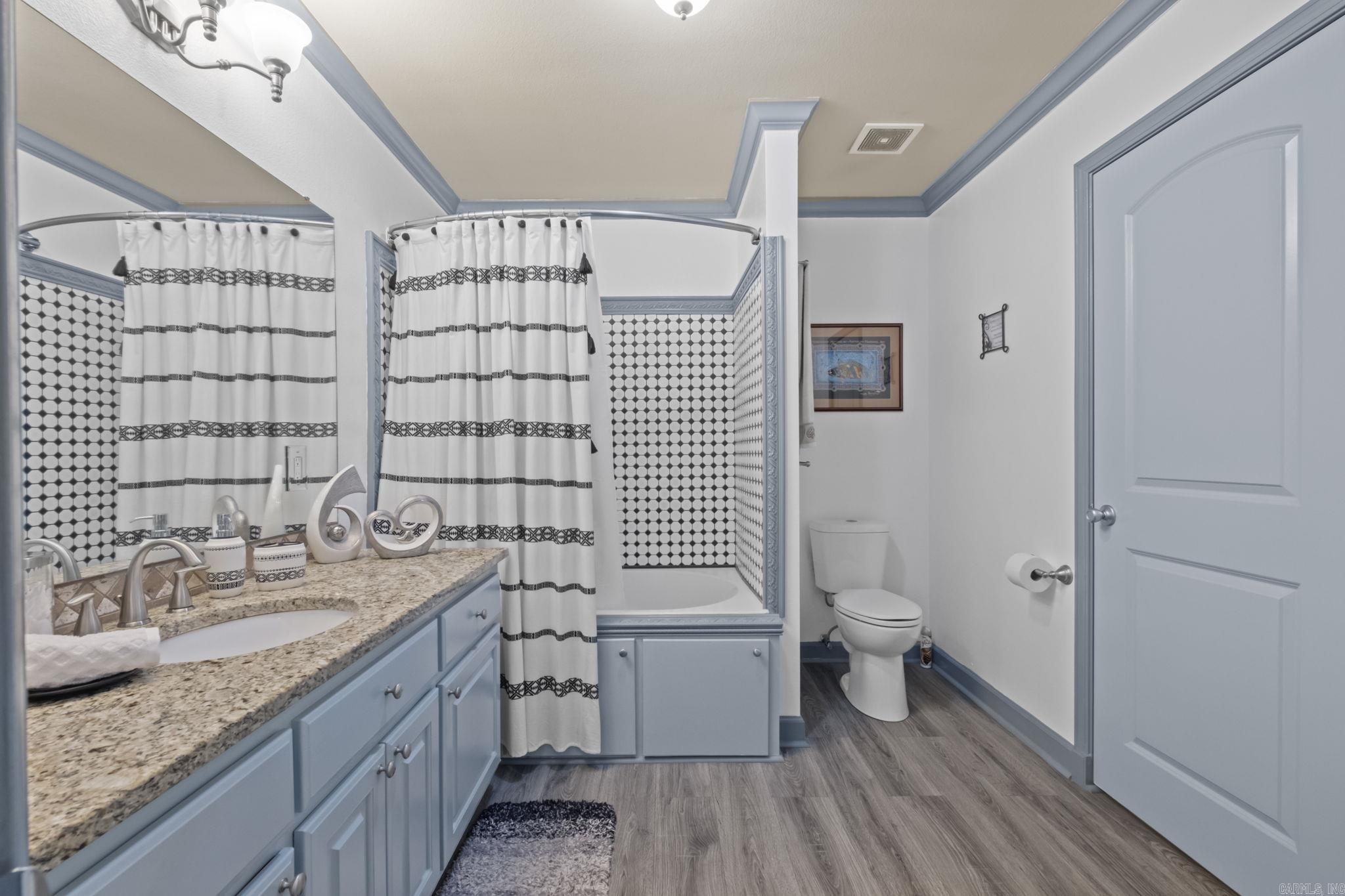 3024 Miracle Heights