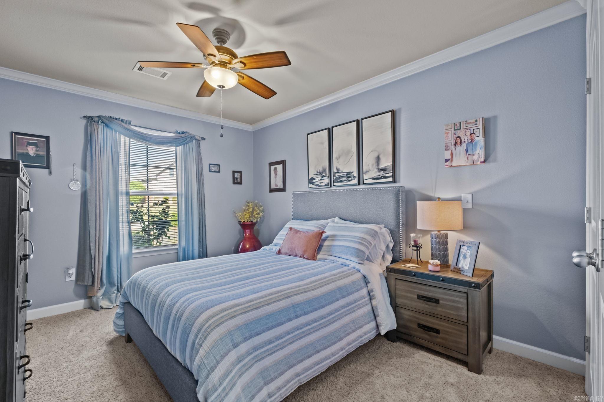 3024 Miracle Heights