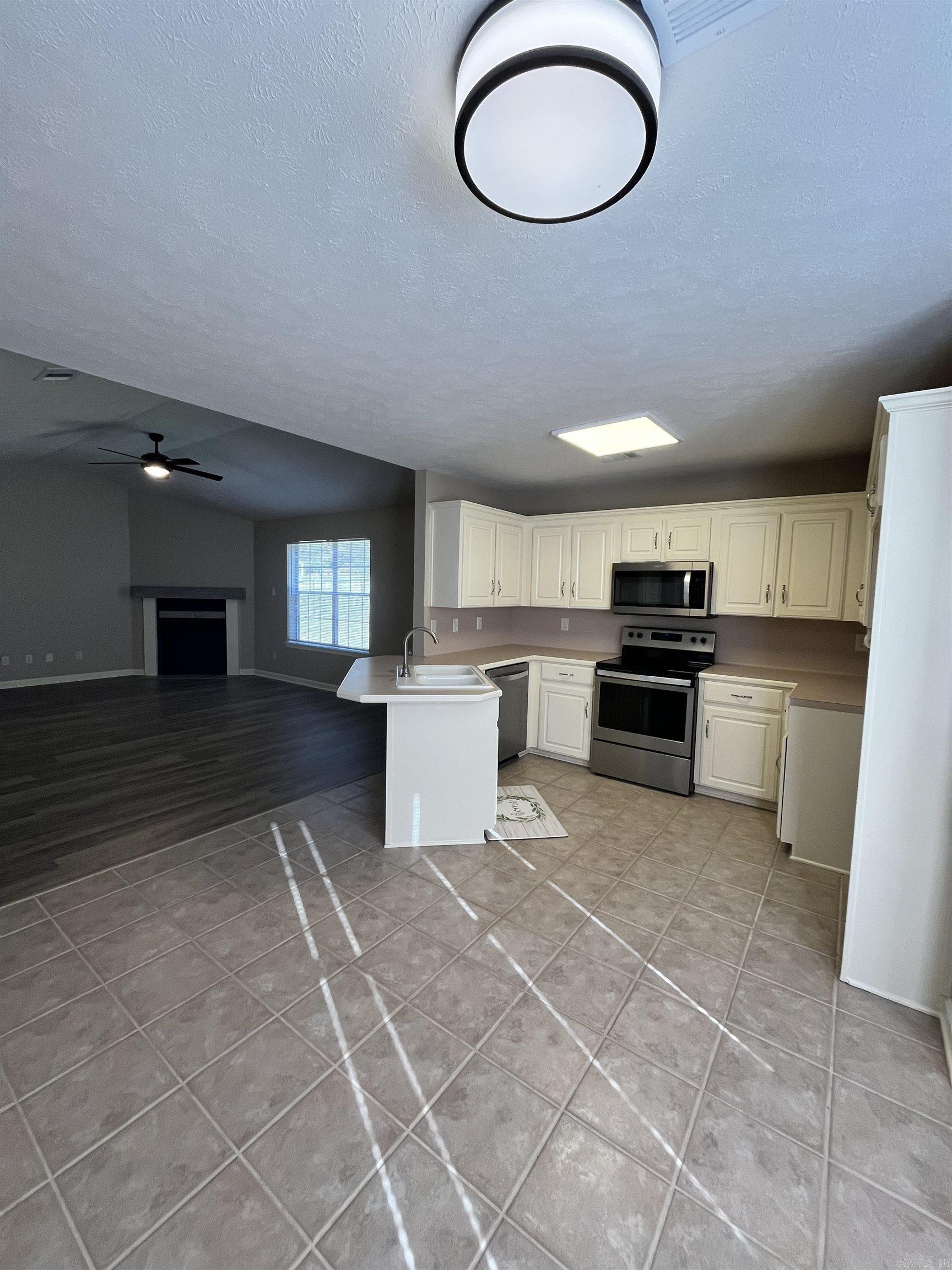 55 Rosebud Cir