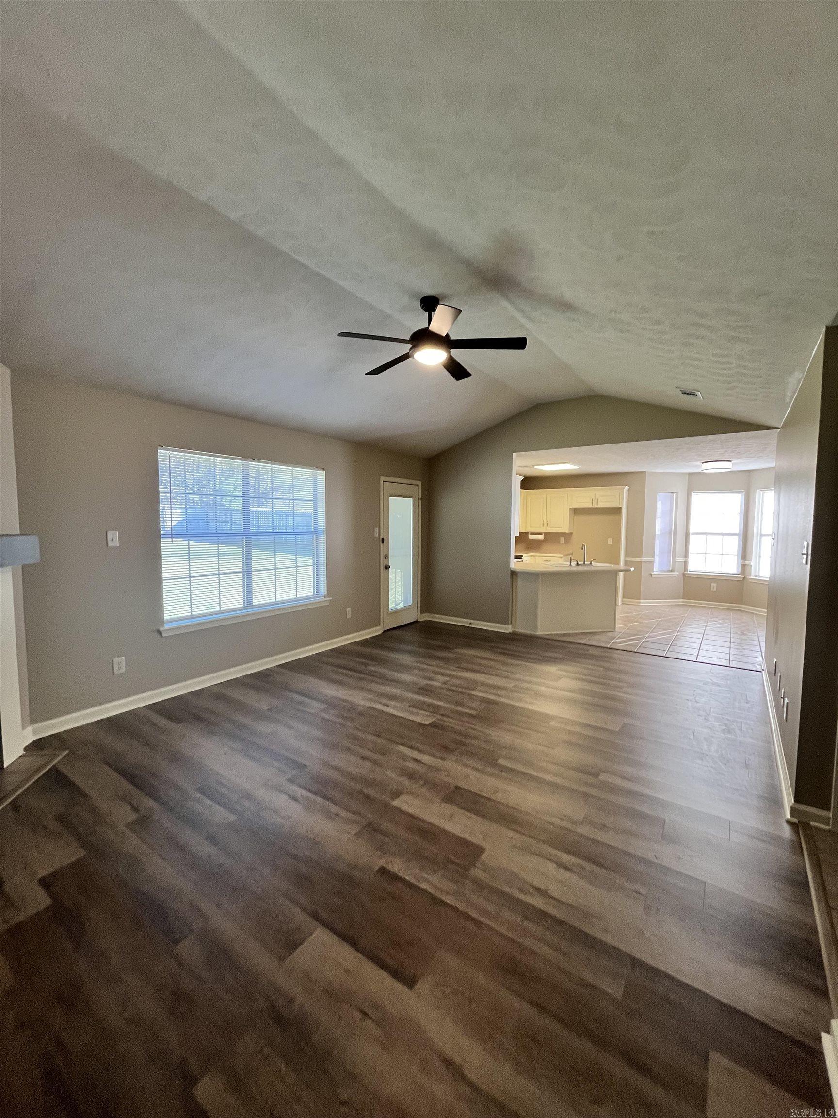 55 Rosebud Cir