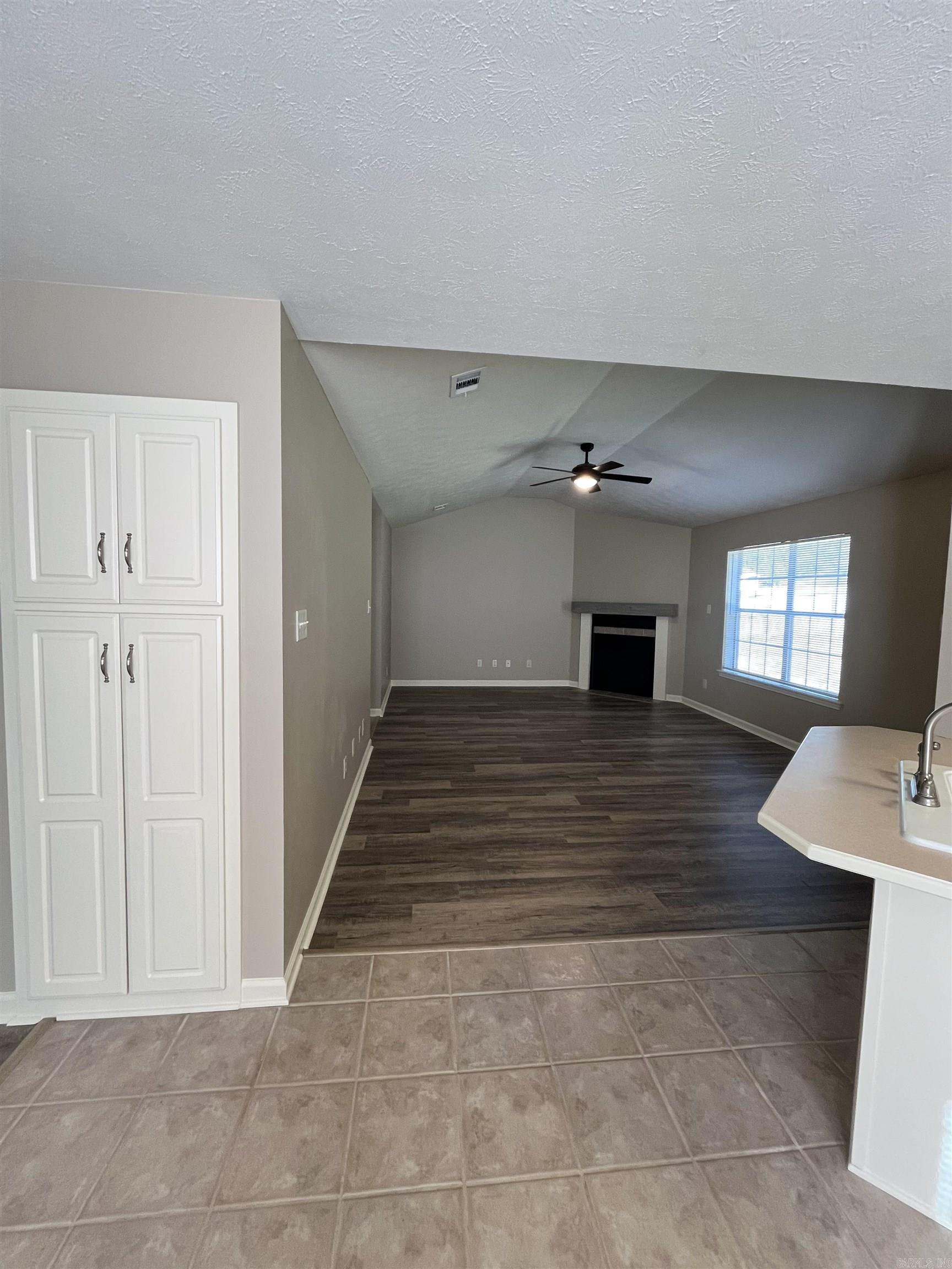 55 Rosebud Cir
