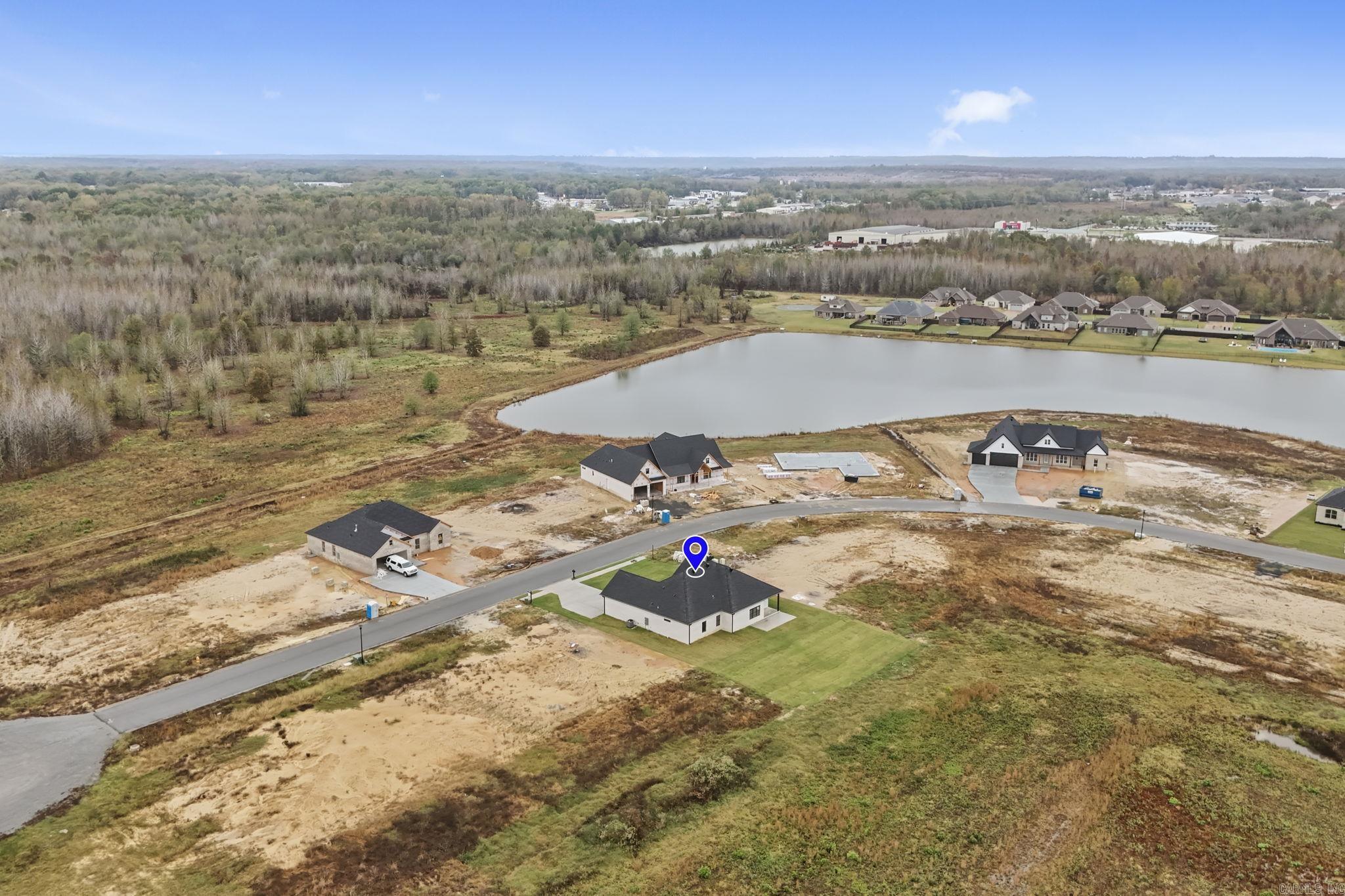 2316 Lakewood Circle