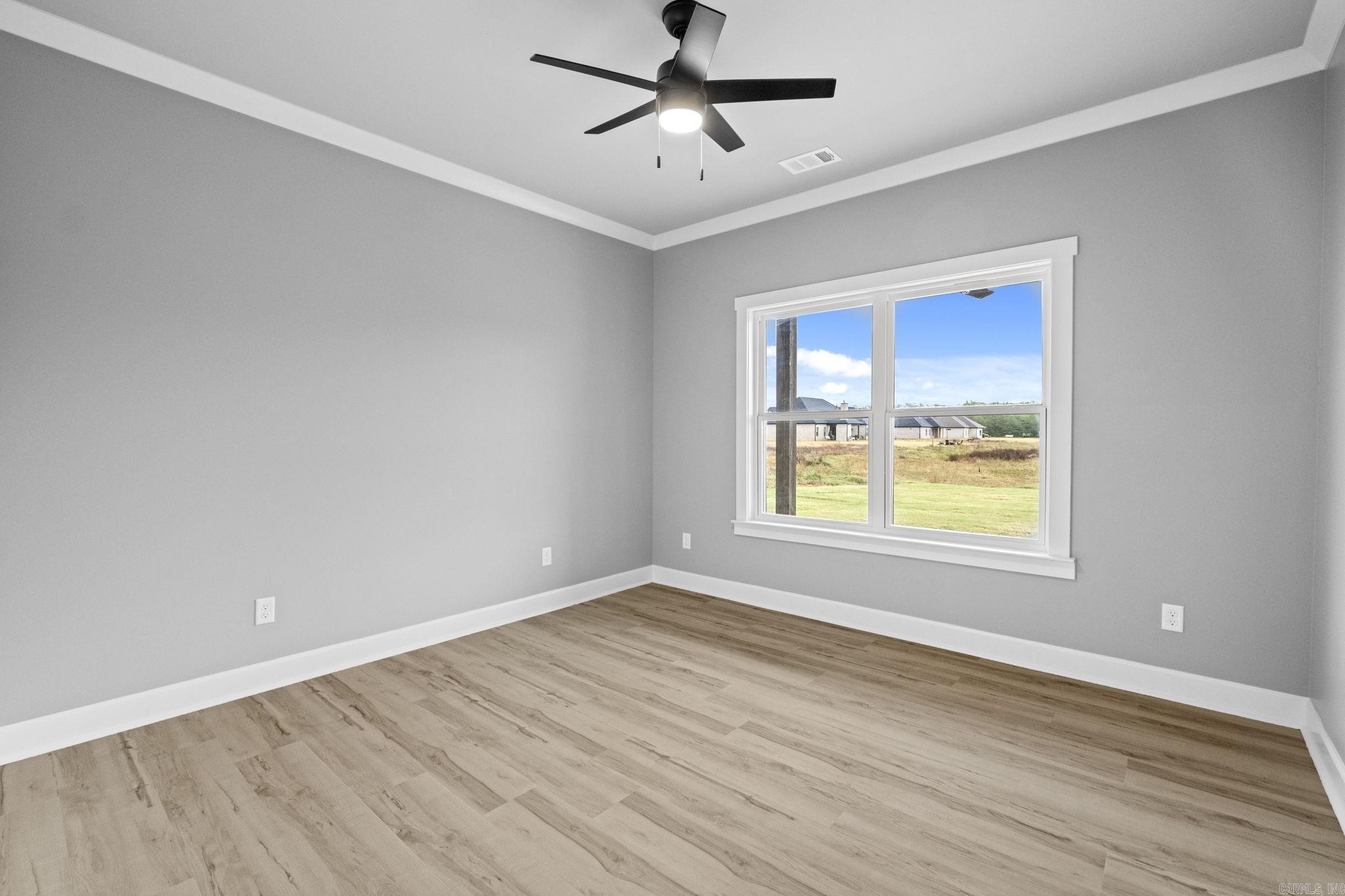 2316 Lakewood Circle
