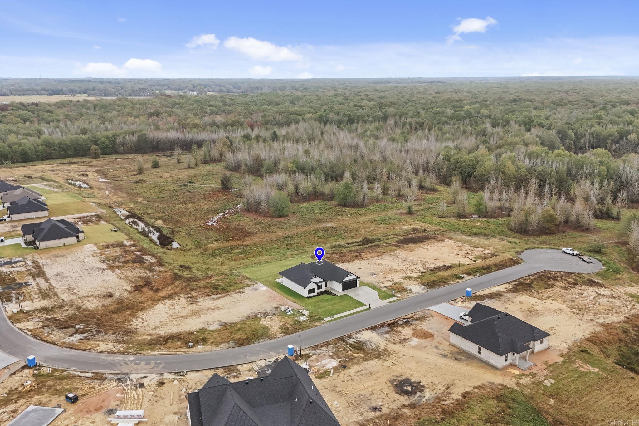 2316 Lakewood Circle