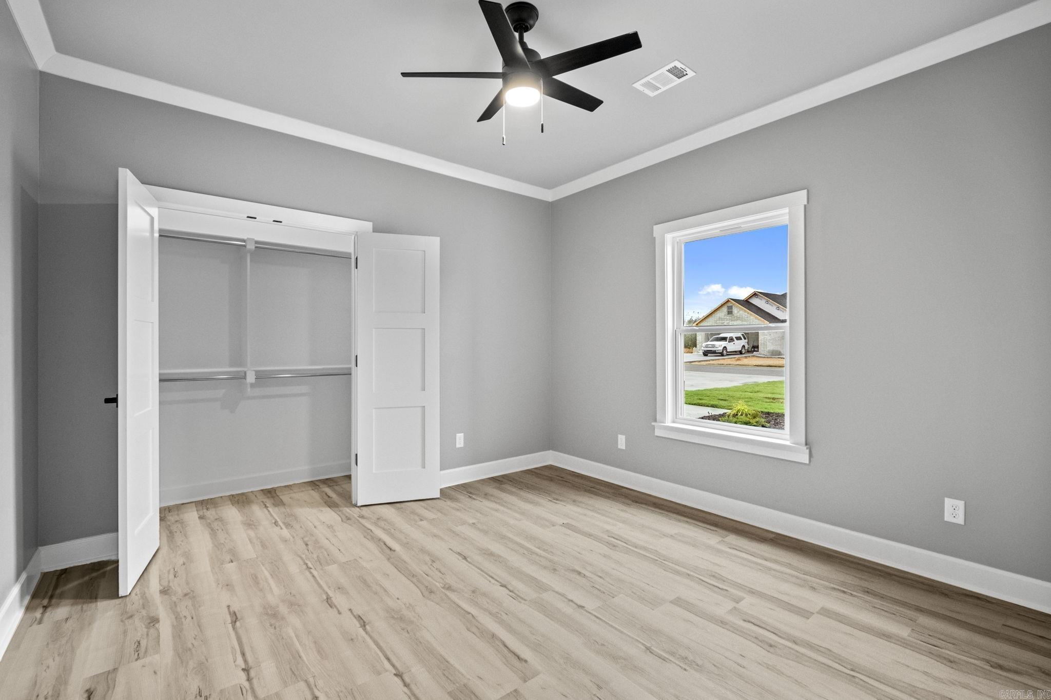 2316 Lakewood Circle