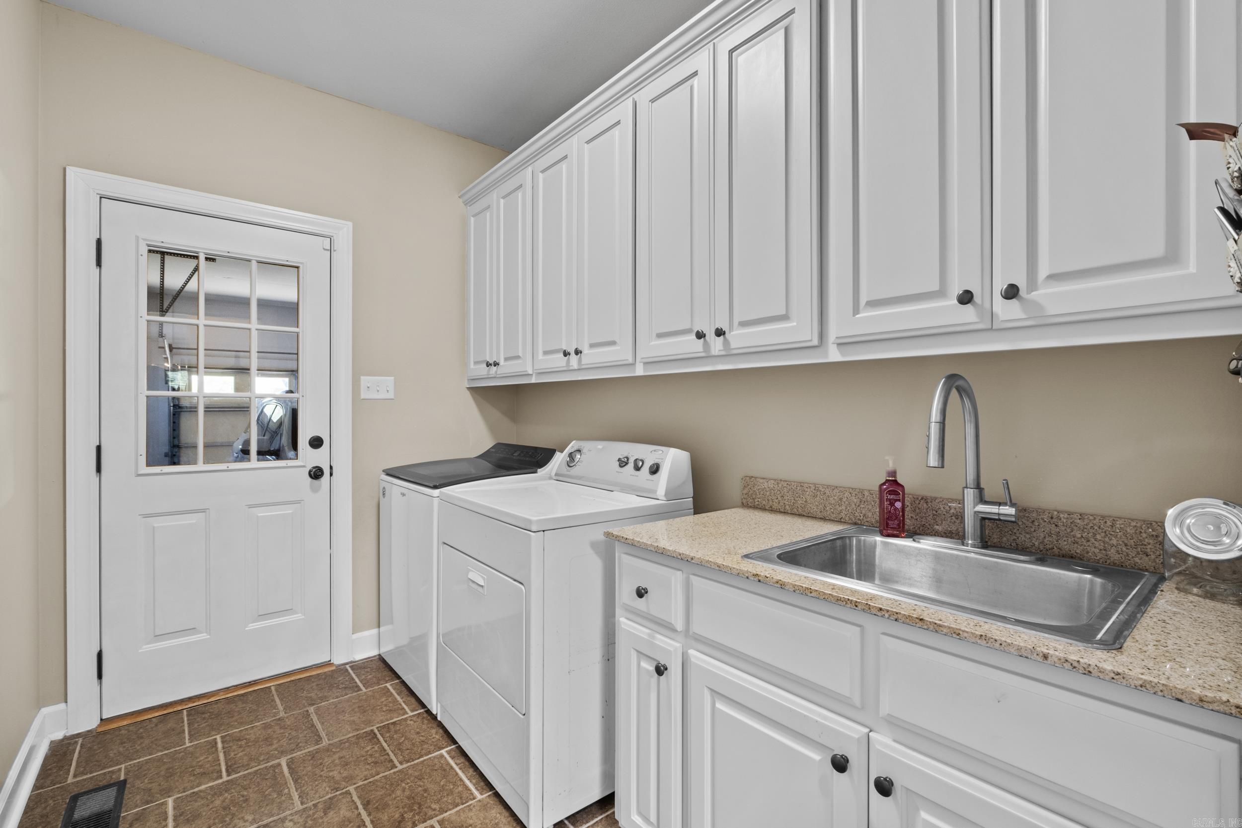 114 Birchwood Circle