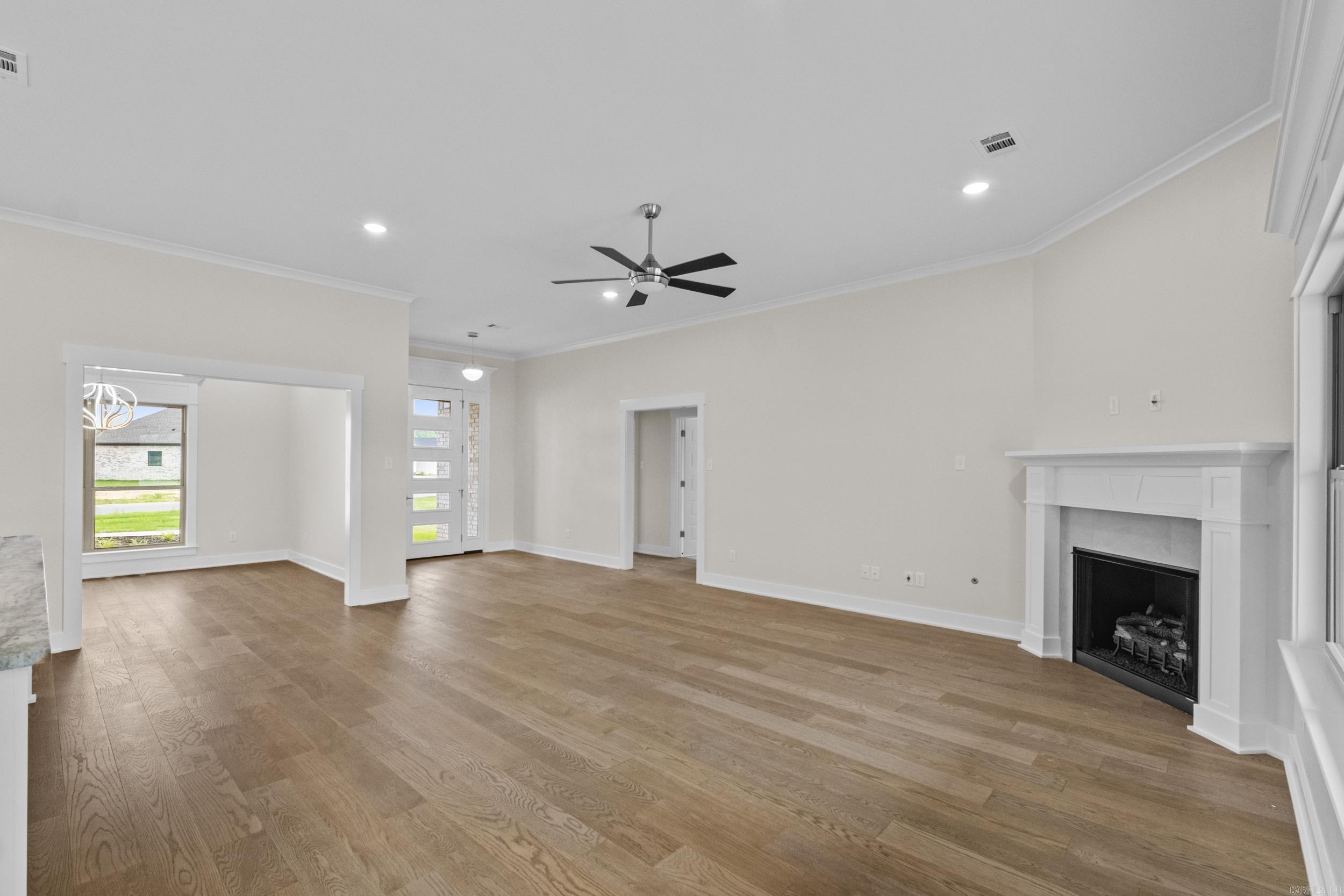 2321 Lakewood Circle