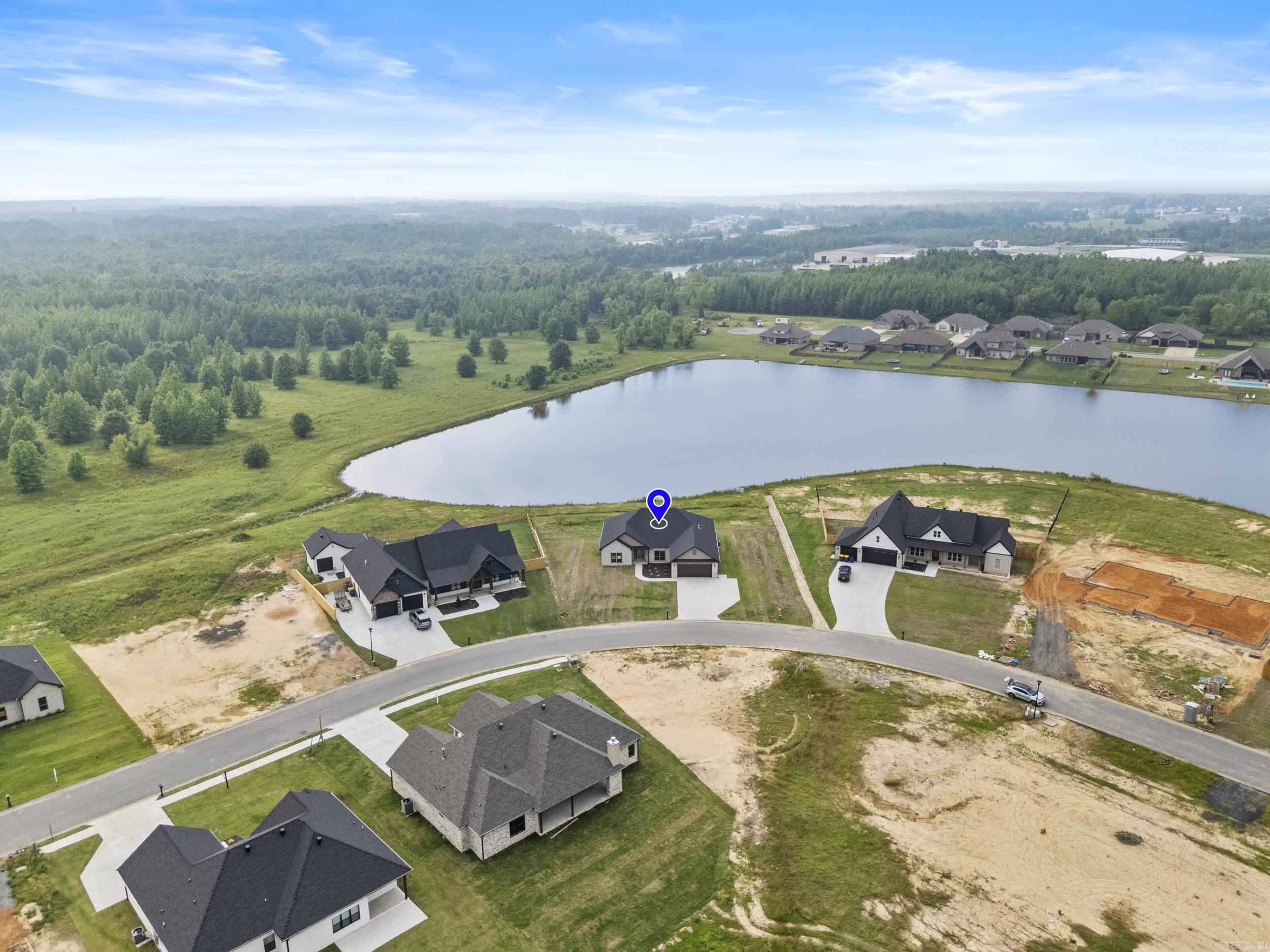 2321 Lakewood Circle
