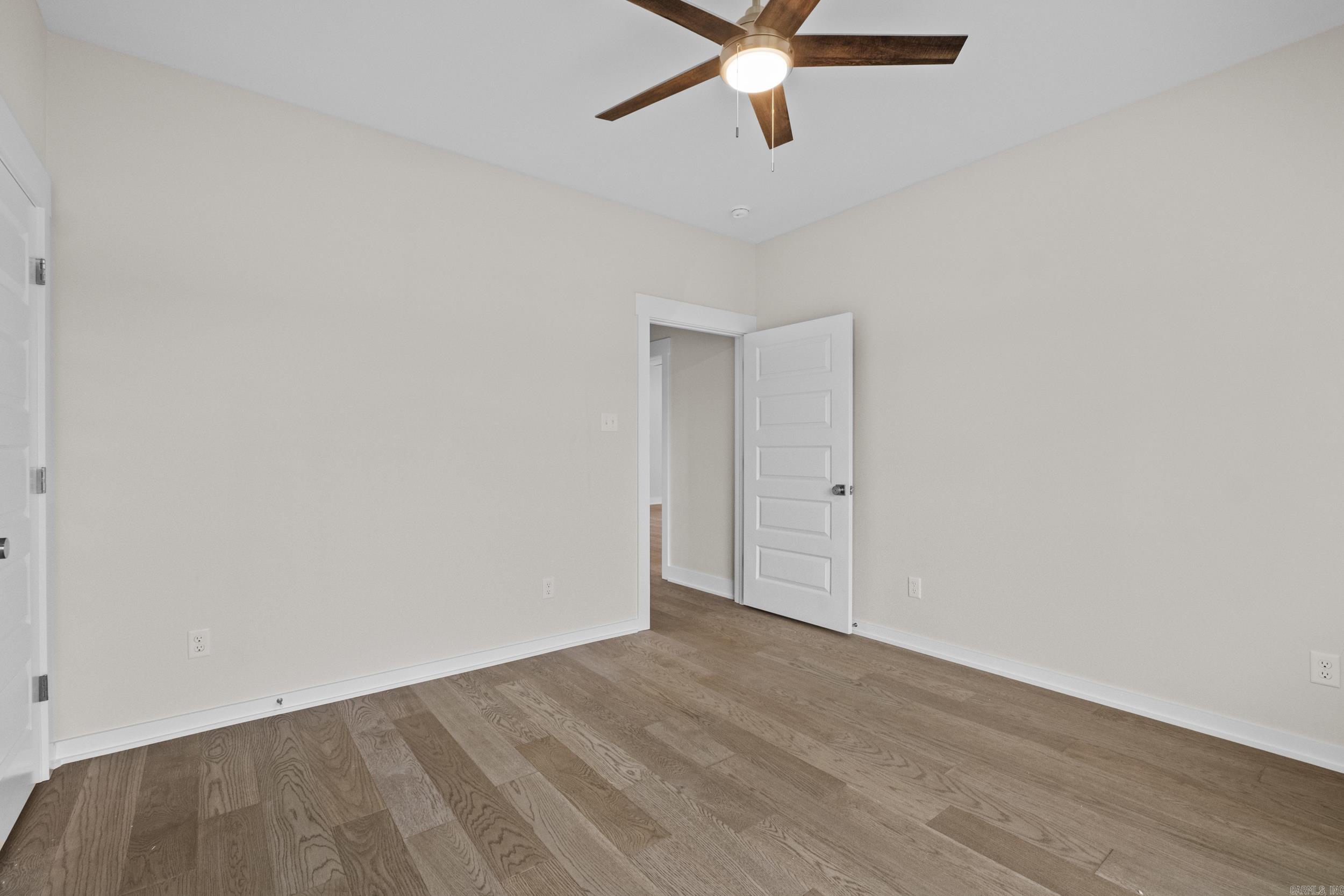 2321 Lakewood Circle