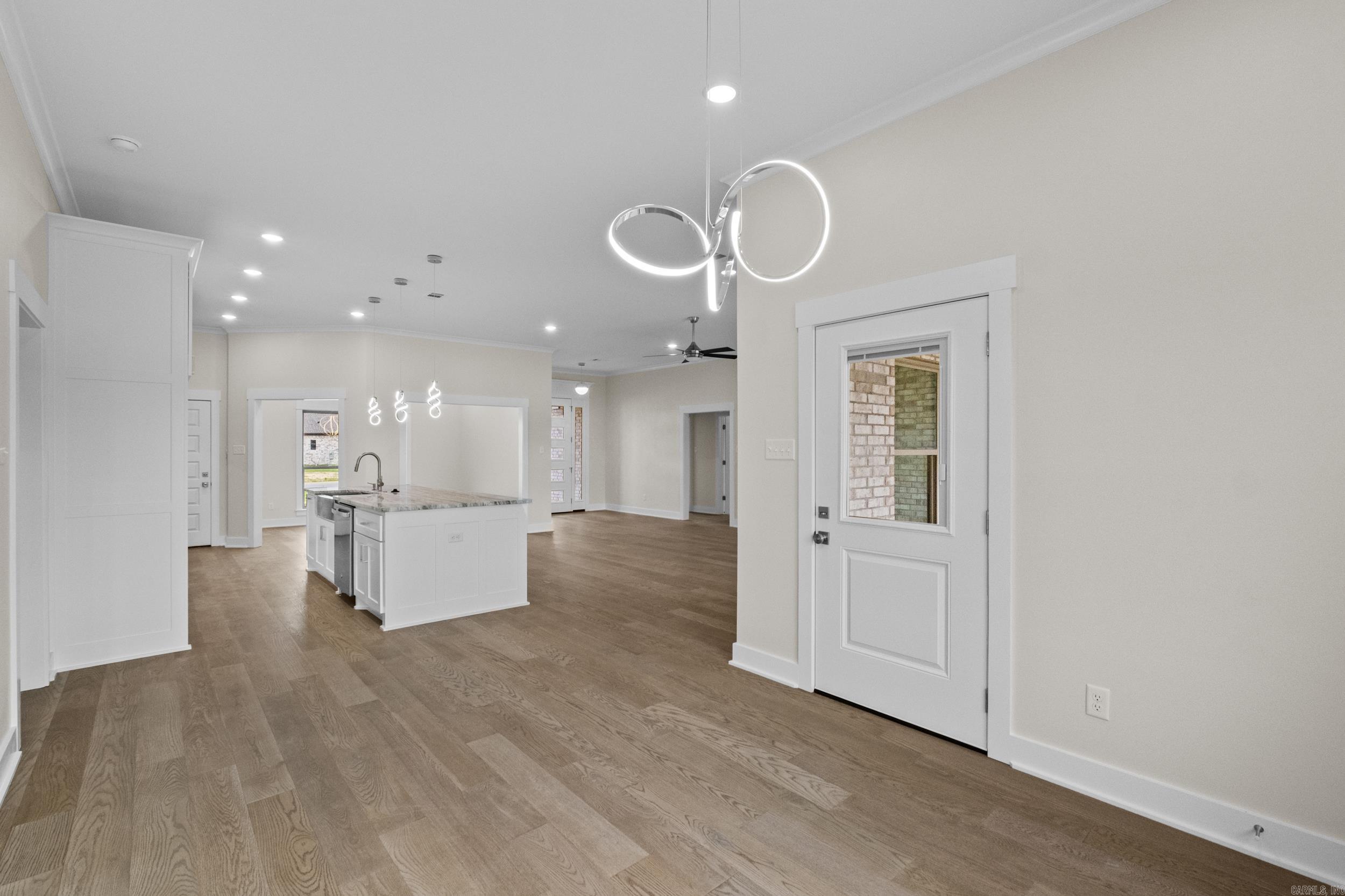 2321 Lakewood Circle