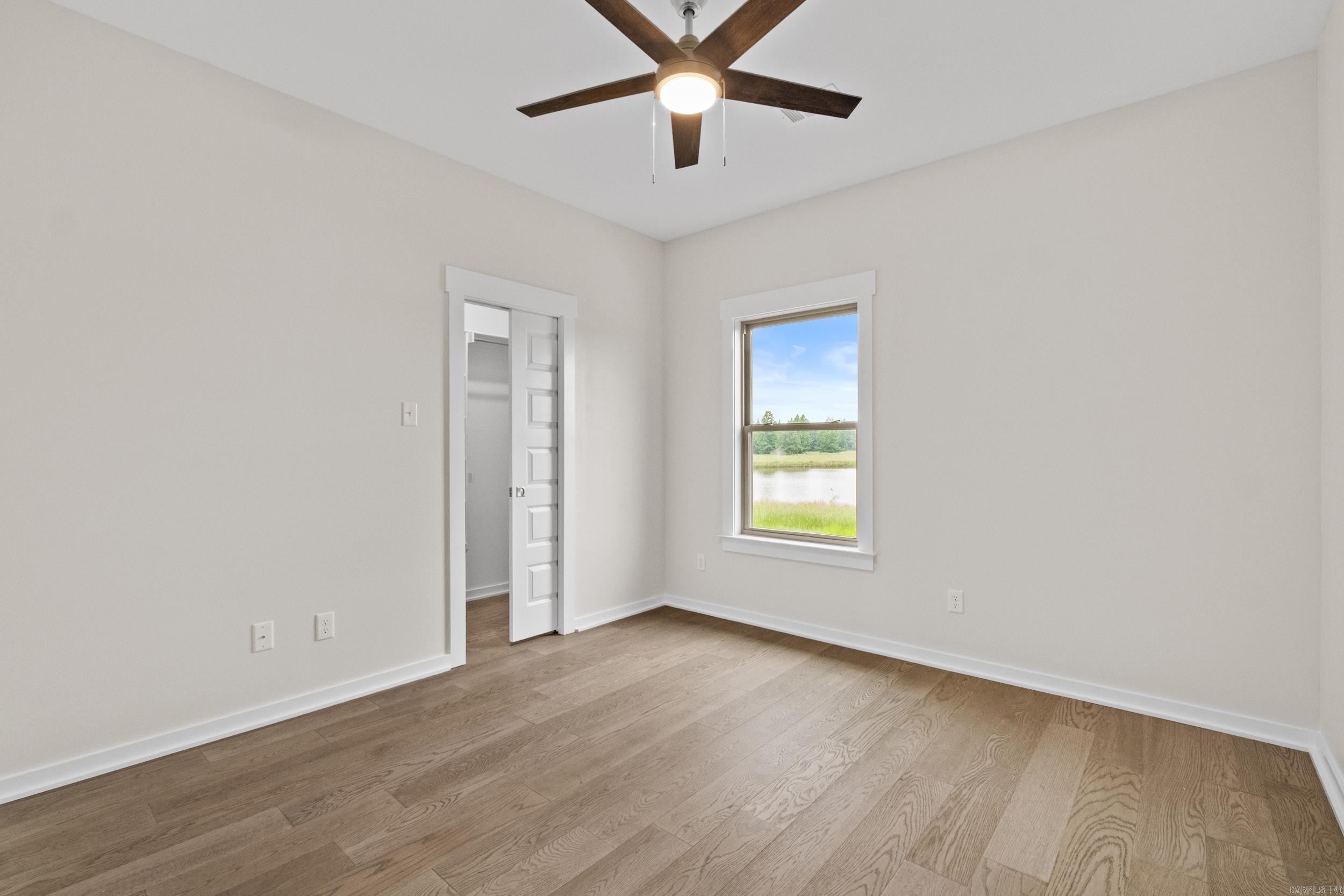 2321 Lakewood Circle