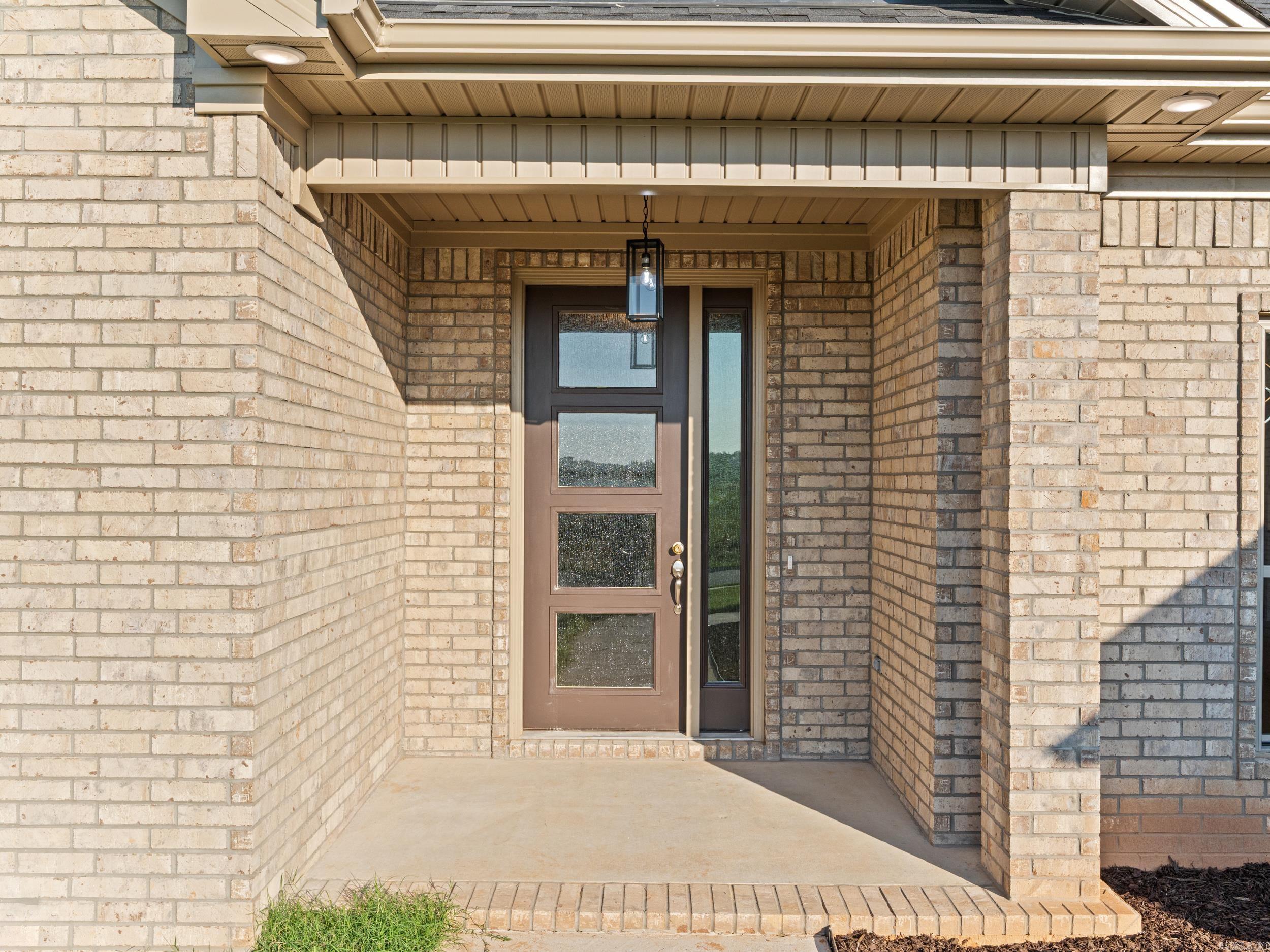 2344 Lakewood Circle