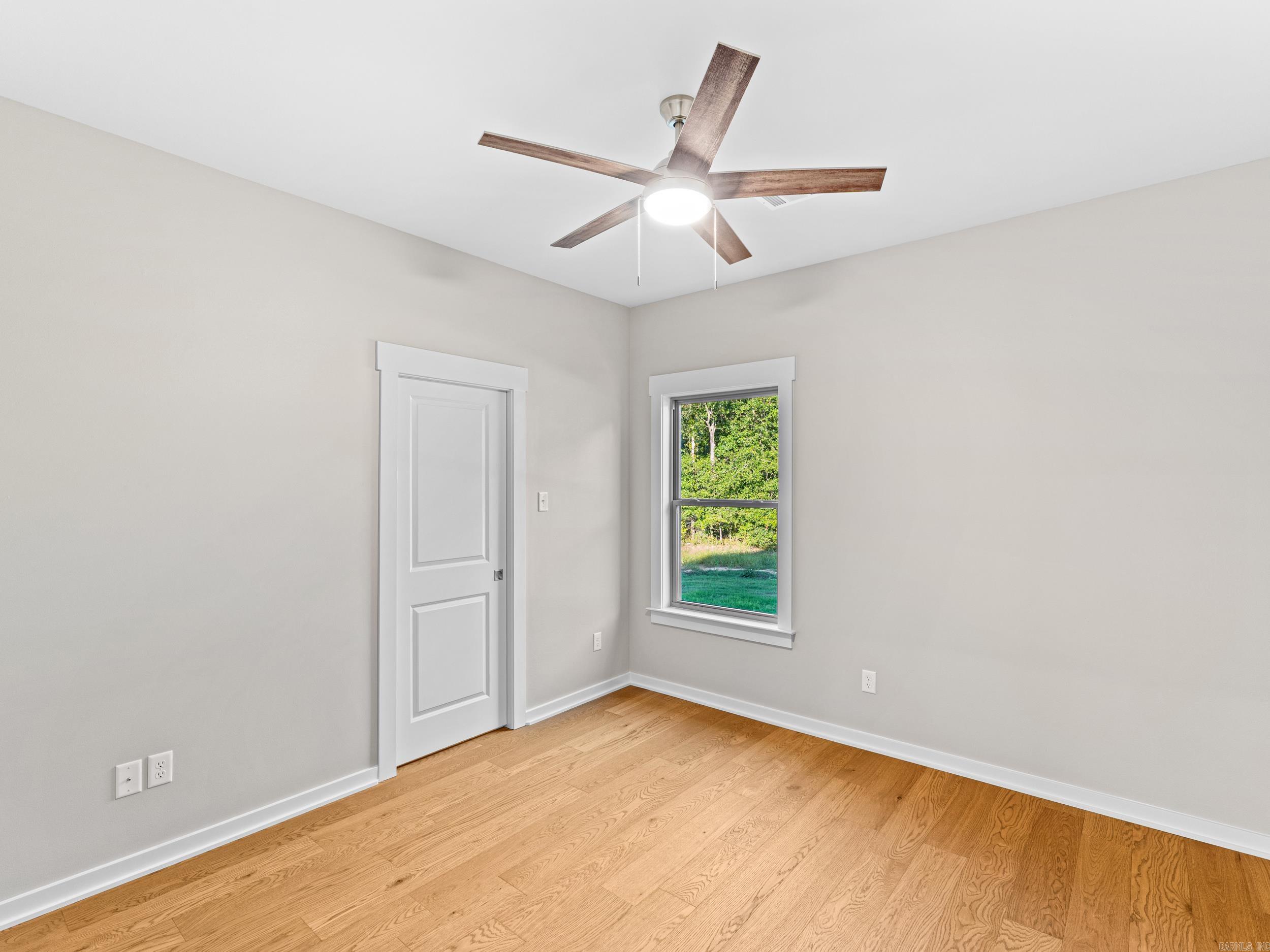 2344 Lakewood Circle