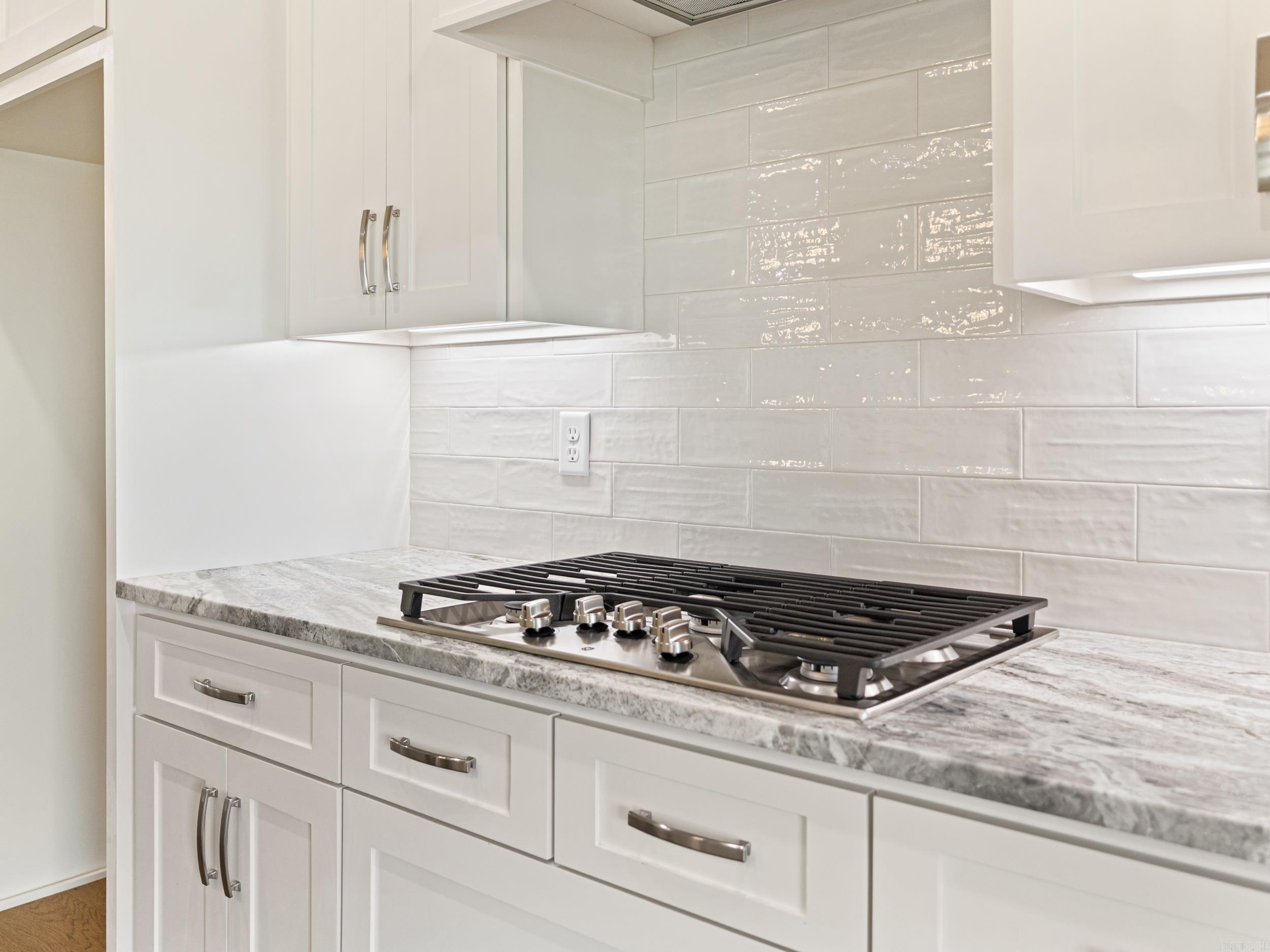 2344 Lakewood Circle