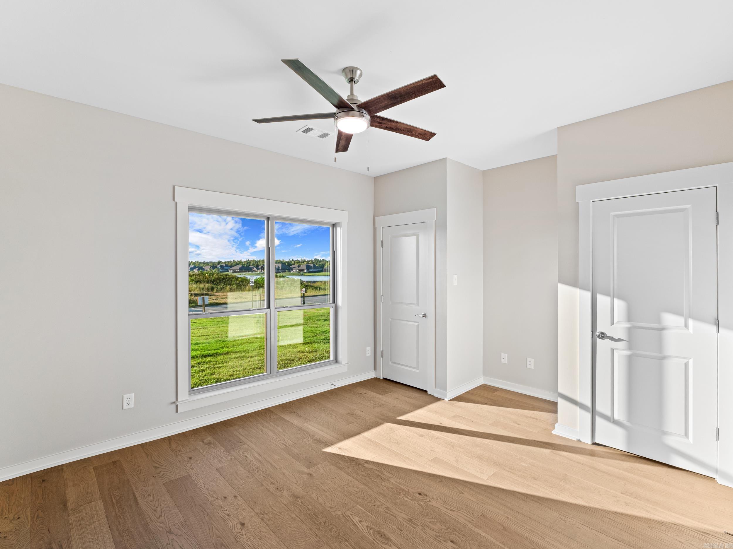 2344 Lakewood Circle