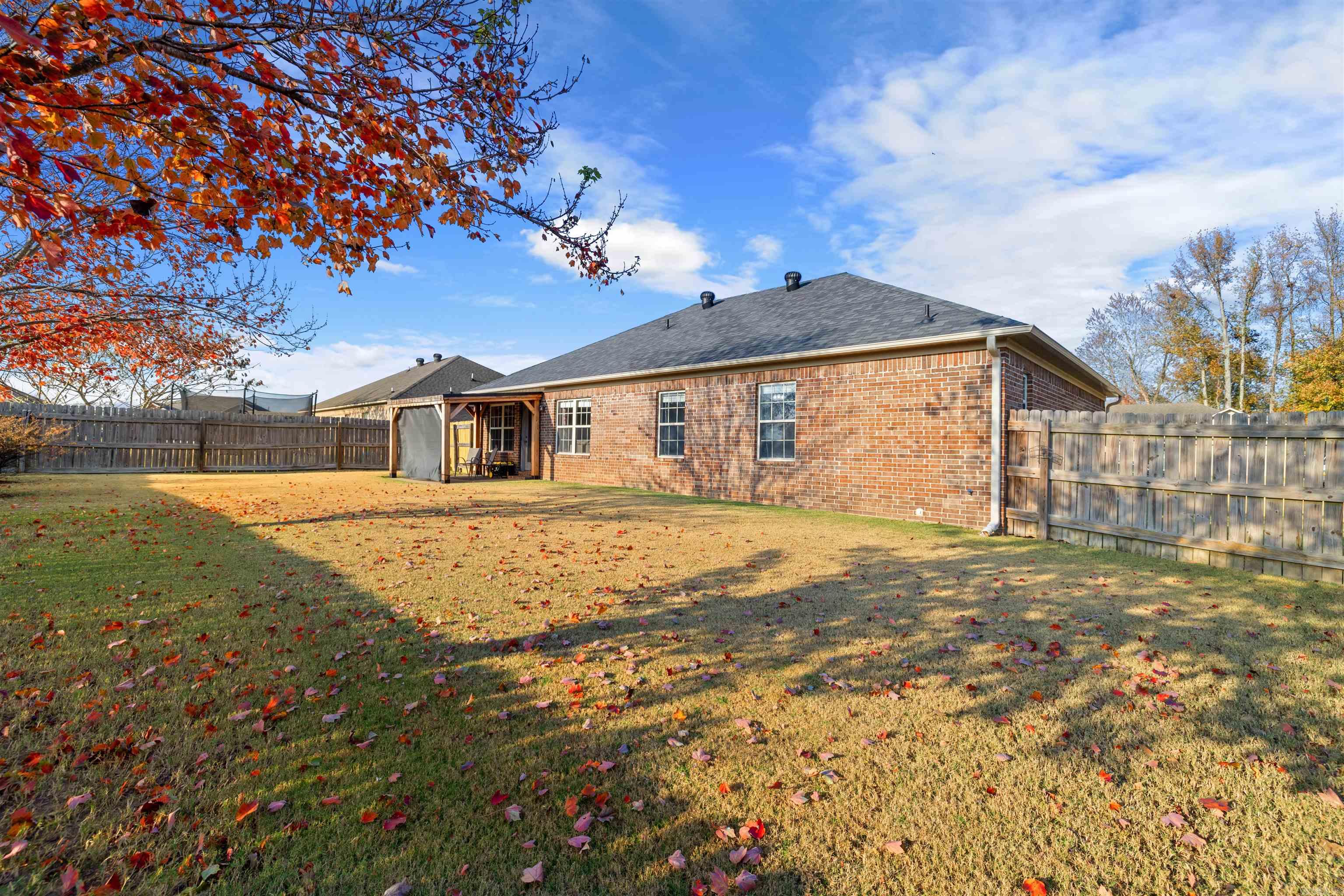 2415 Versailles Dr Drive