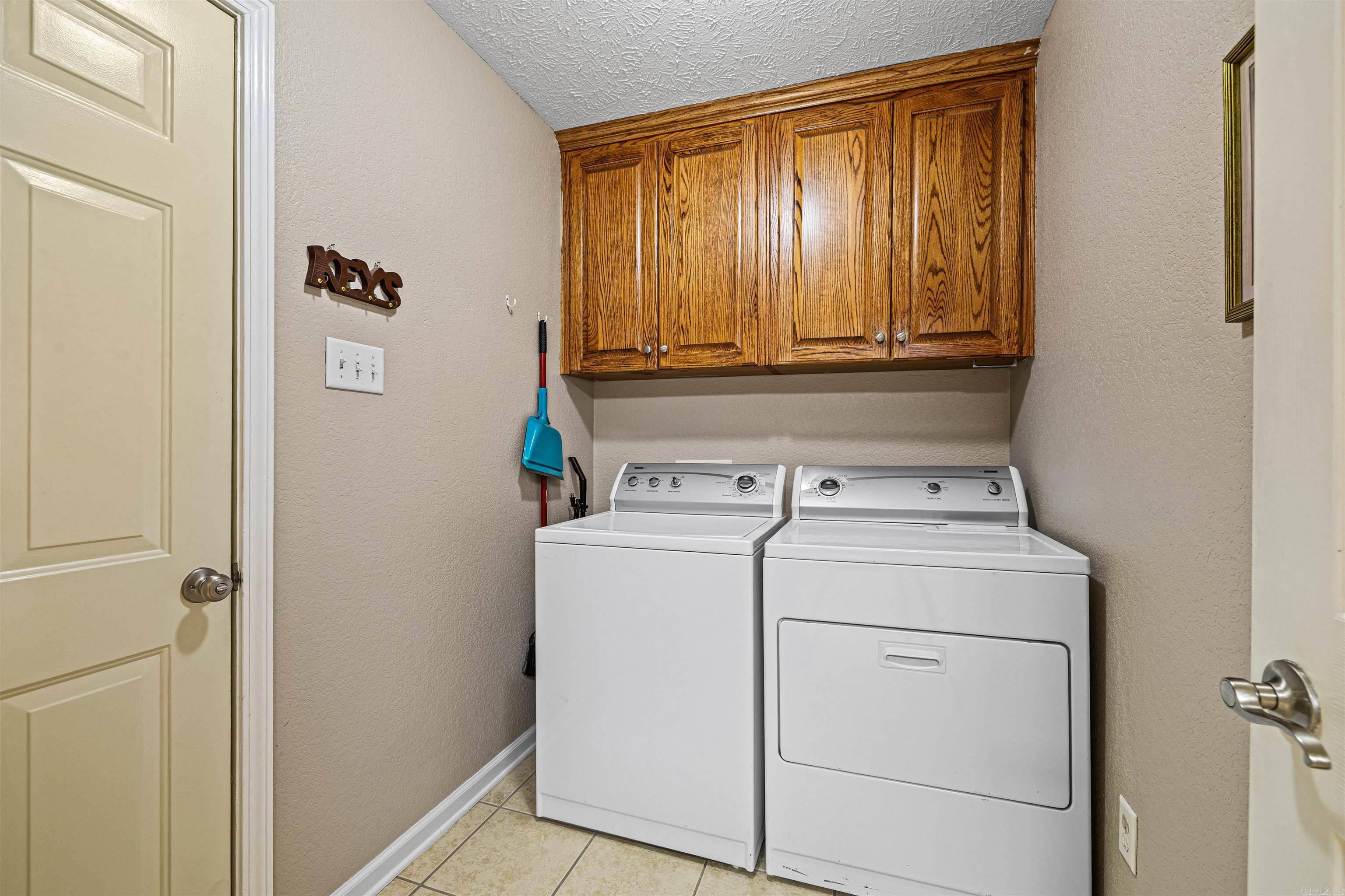 2415 Versailles Dr Drive