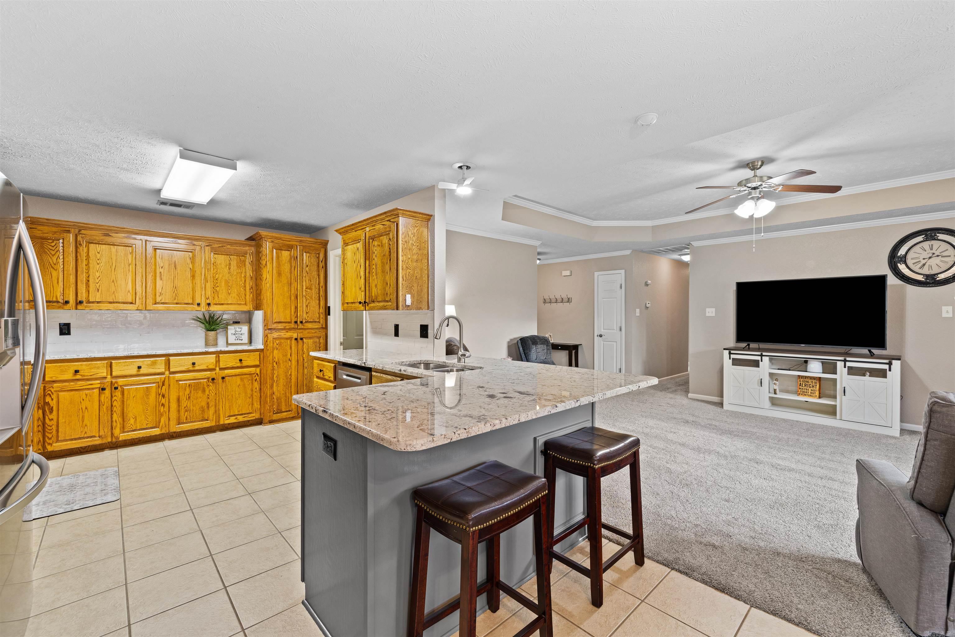 2415 Versailles Dr Drive