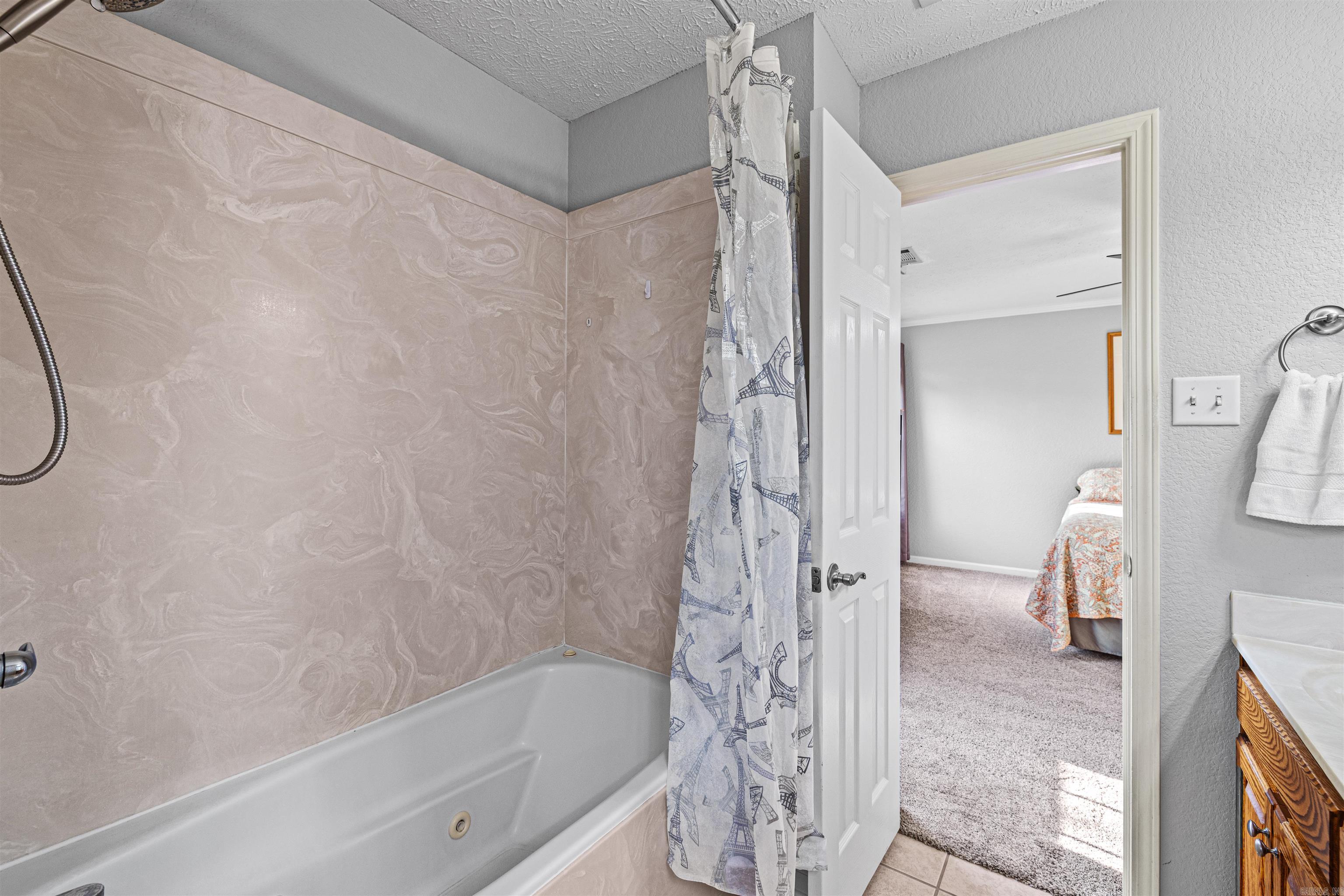 2415 Versailles Dr Drive