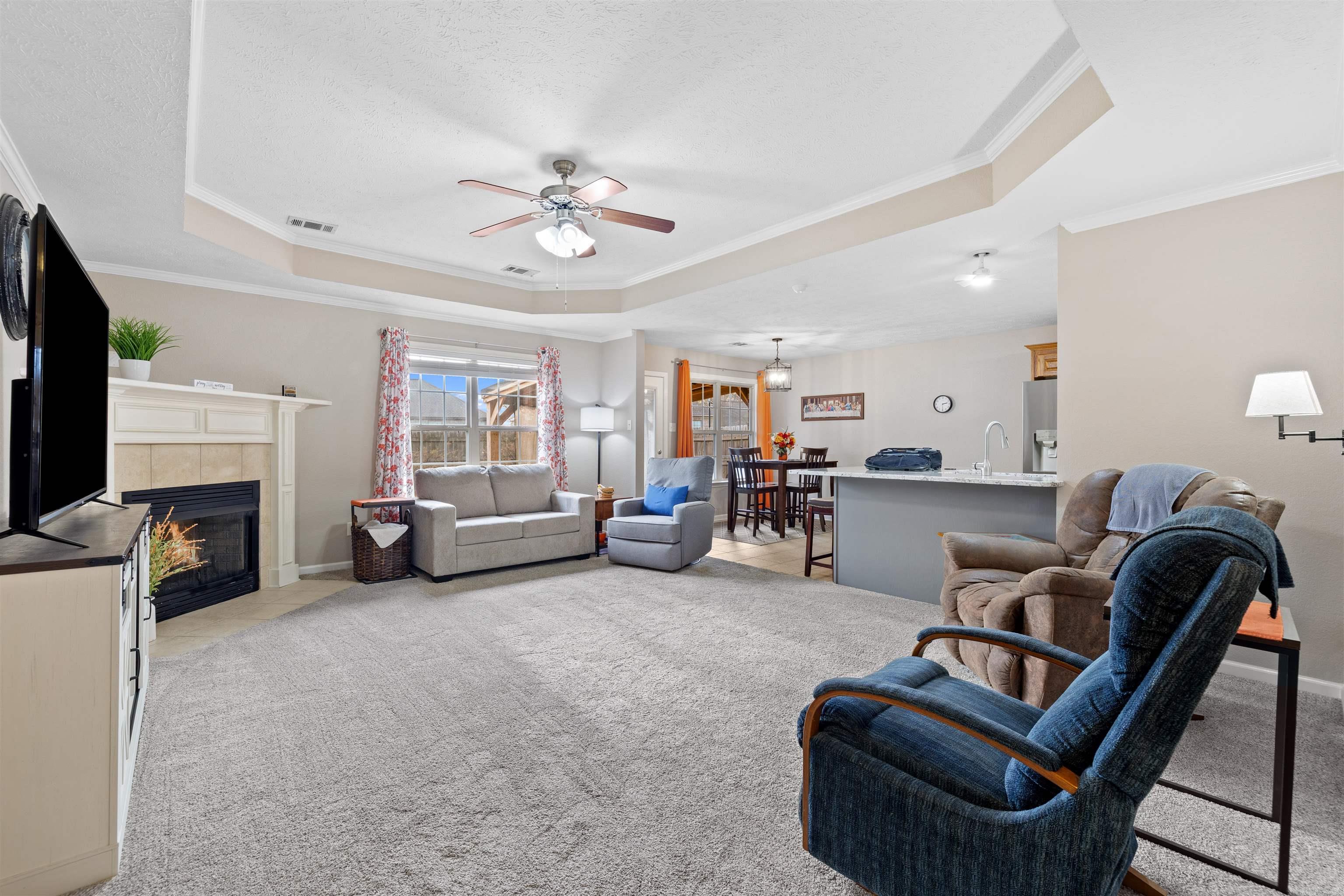 2415 Versailles Dr Drive