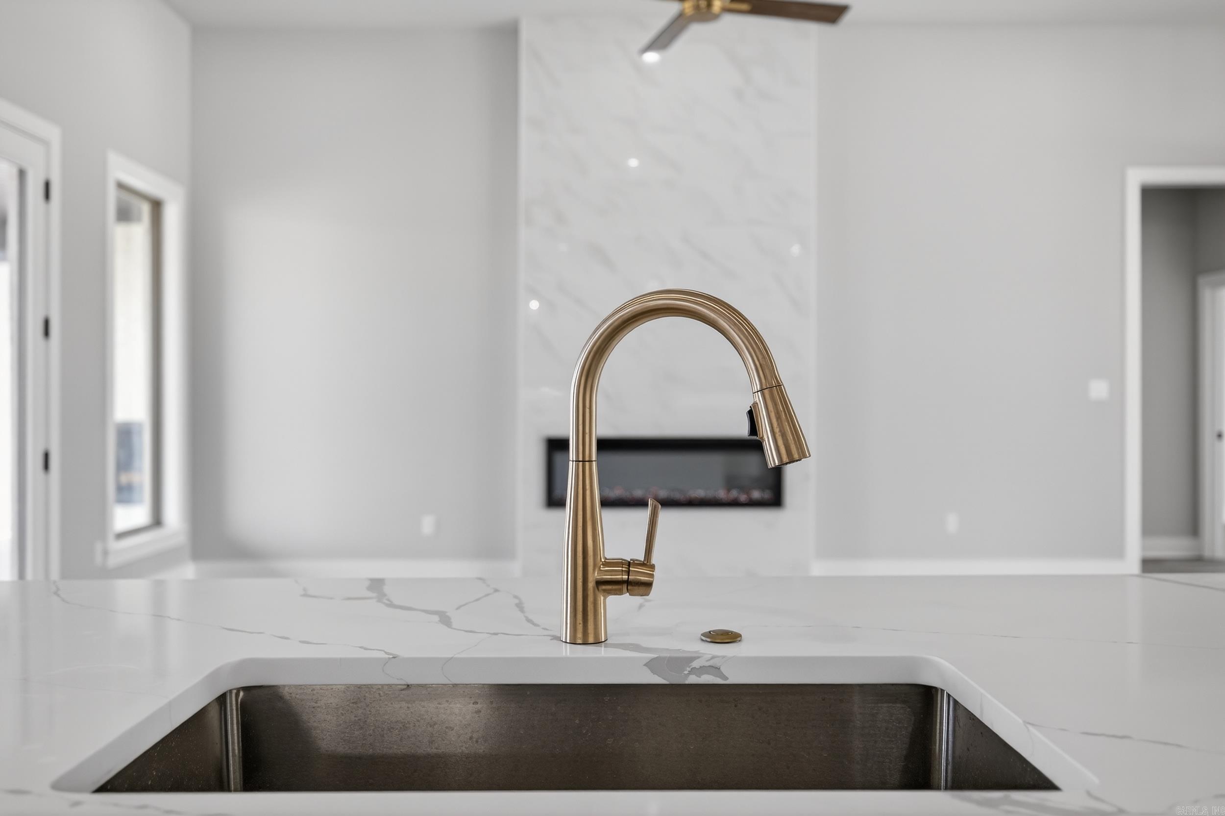 2314 Lakewood Circle