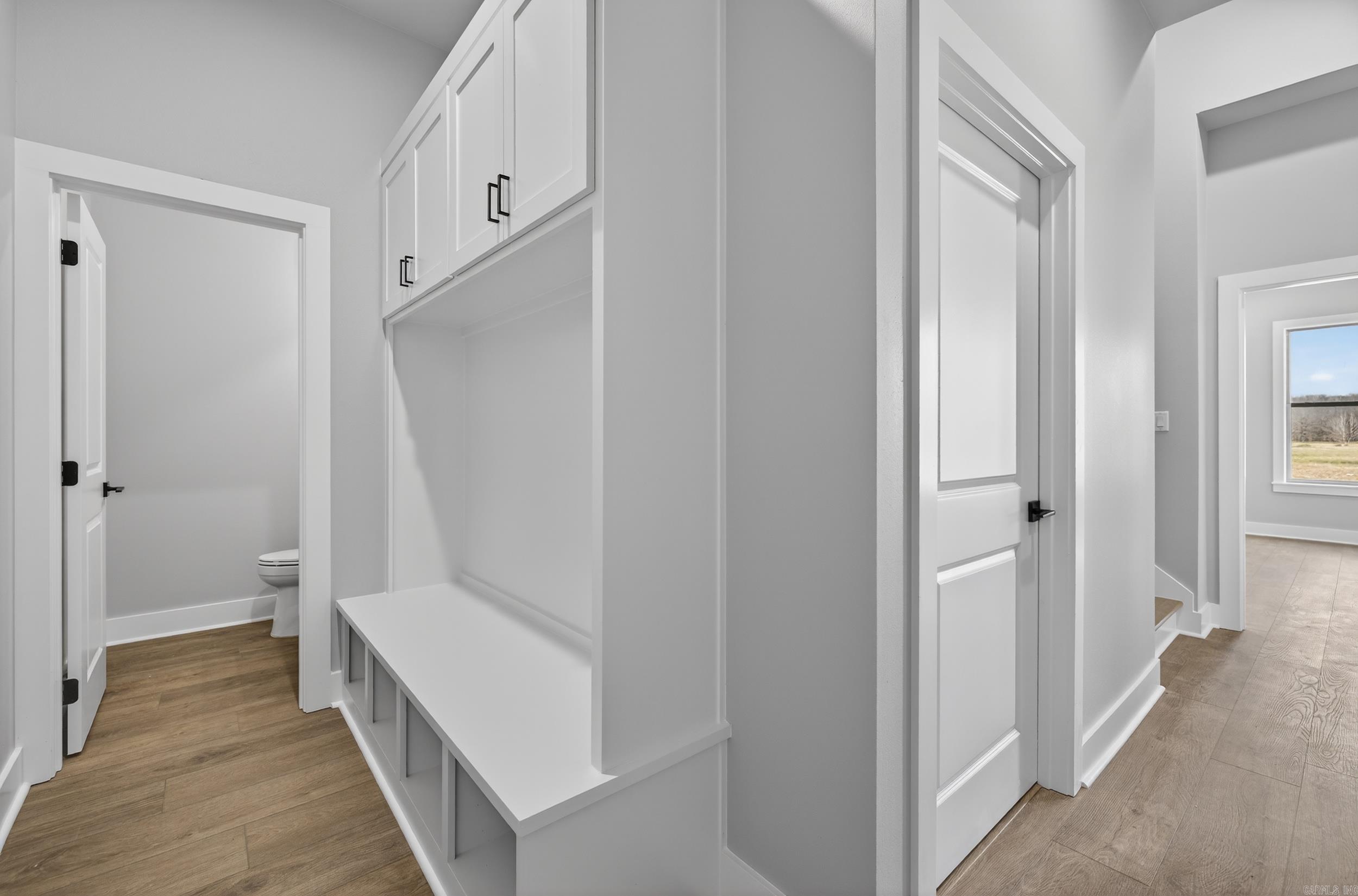 2314 Lakewood Circle