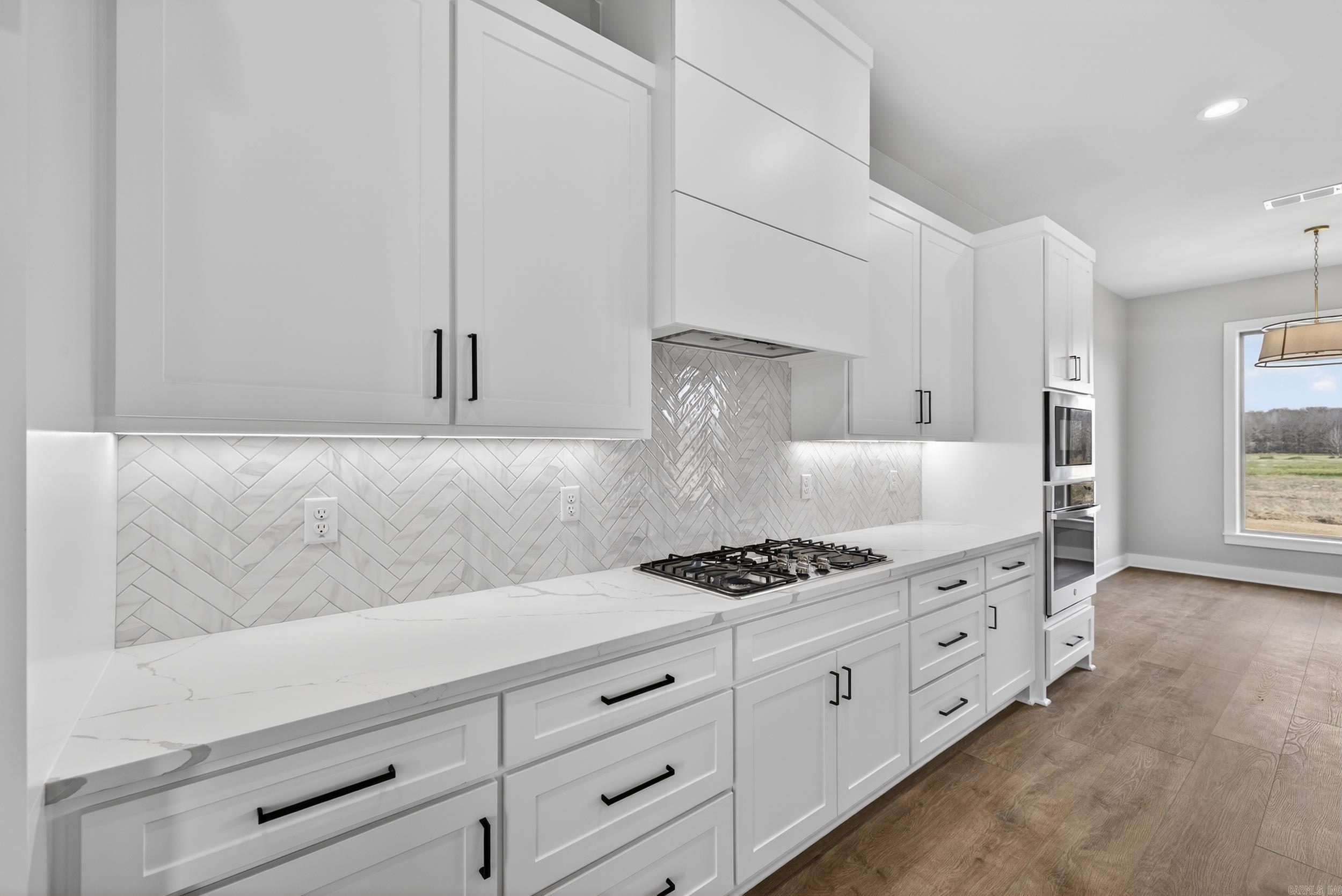 2314 Lakewood Circle