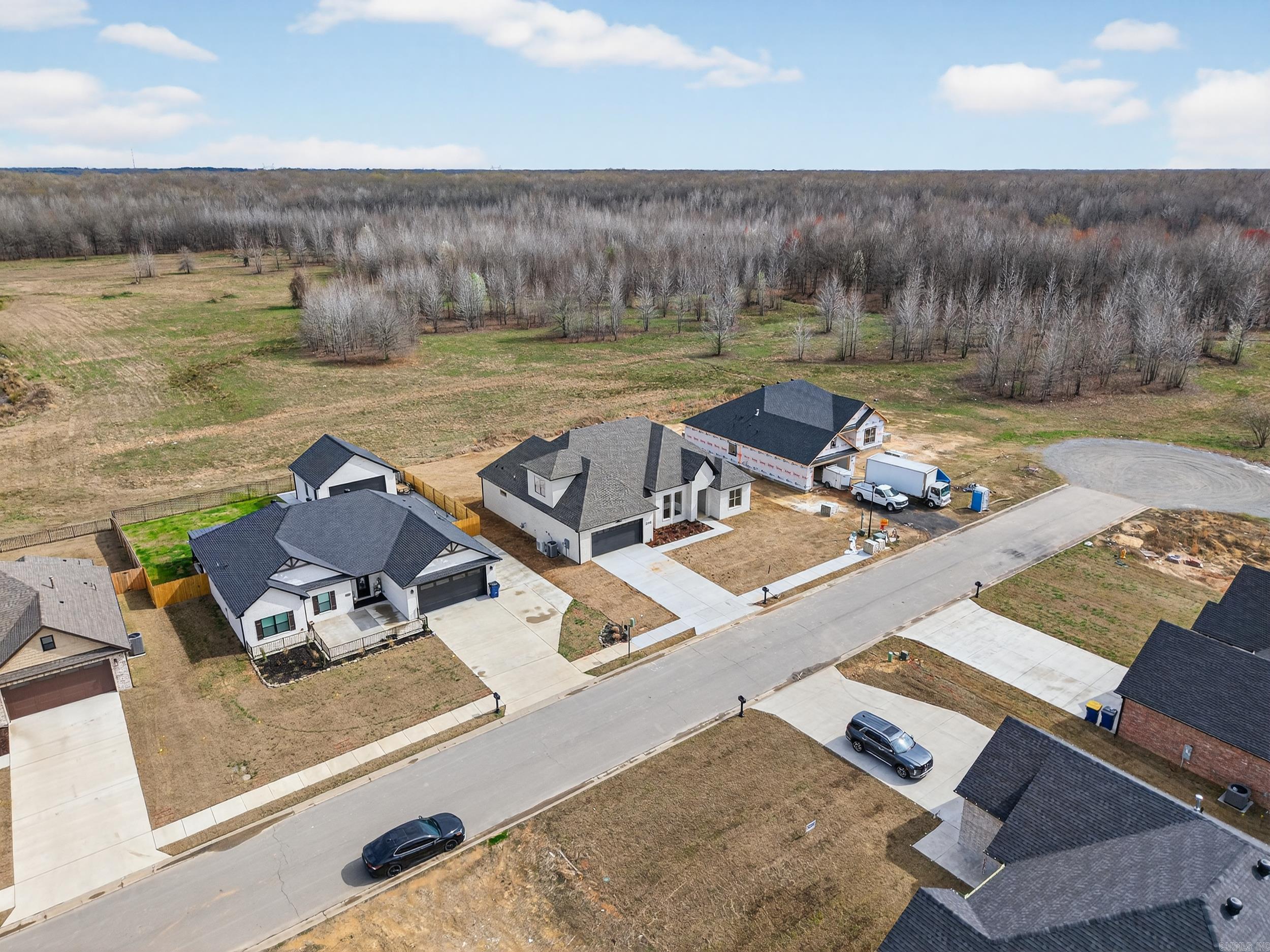 2314 Lakewood Circle