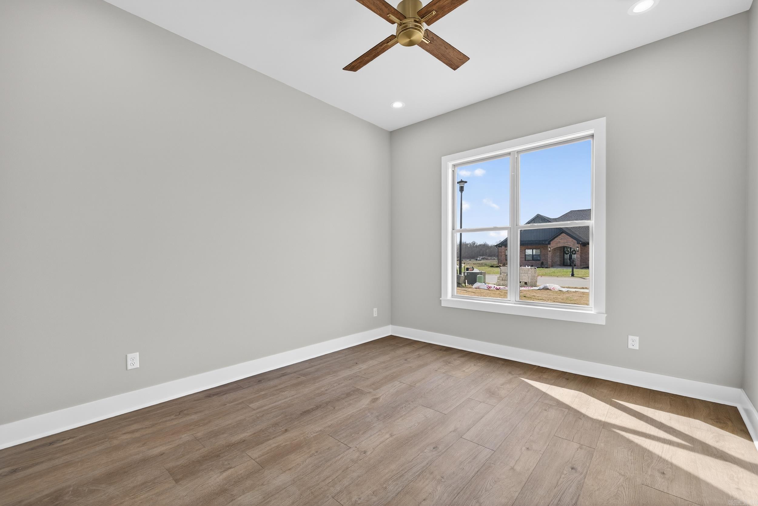 2314 Lakewood Circle