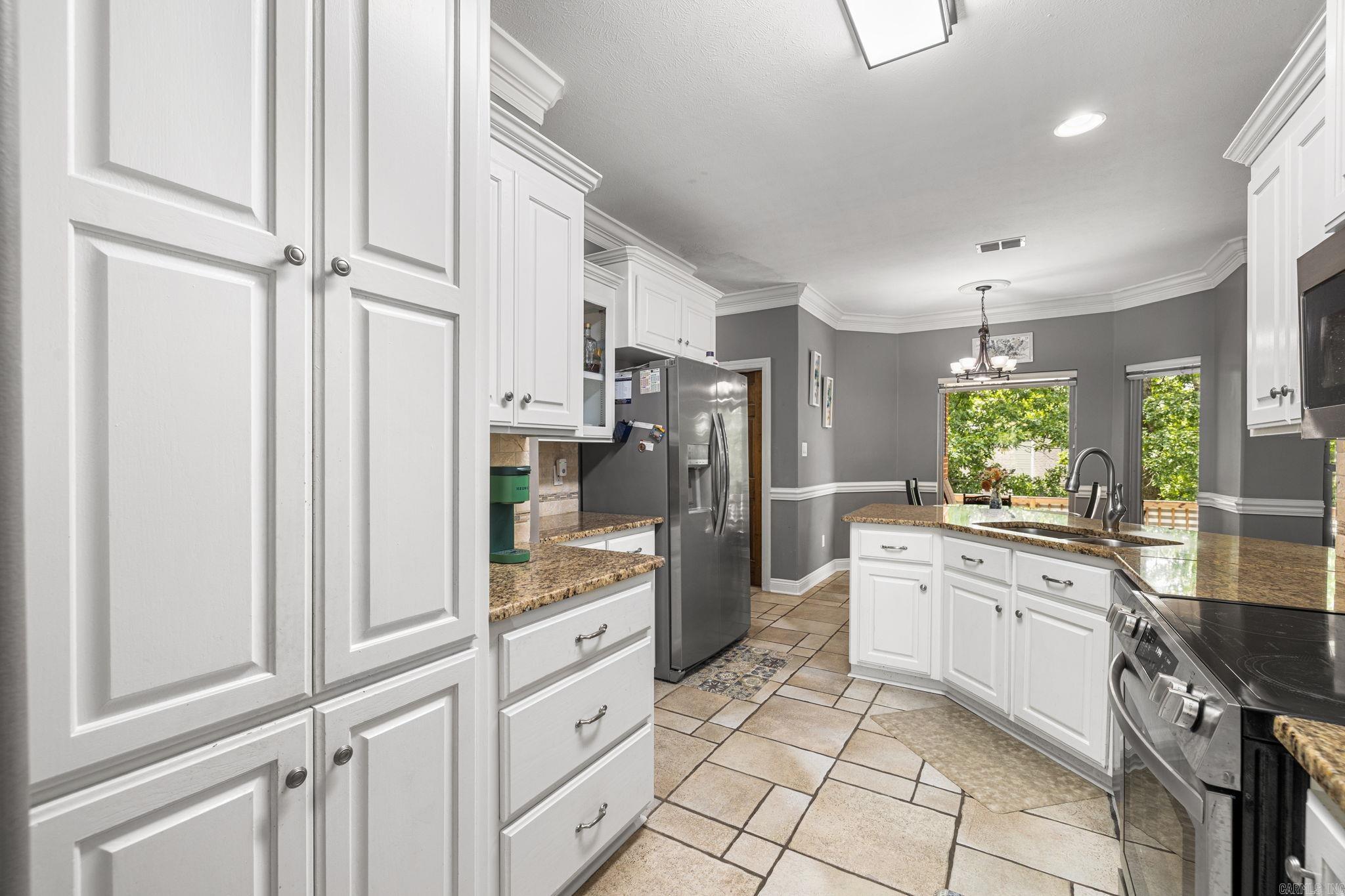 20 Gleneagle Drive