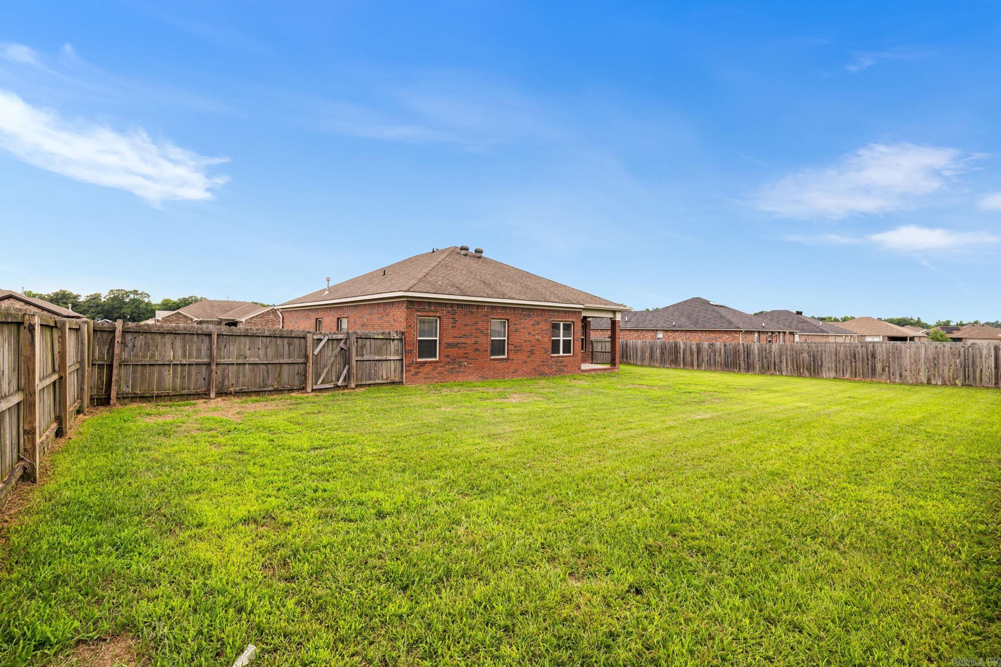 17 Stonehenge Drive