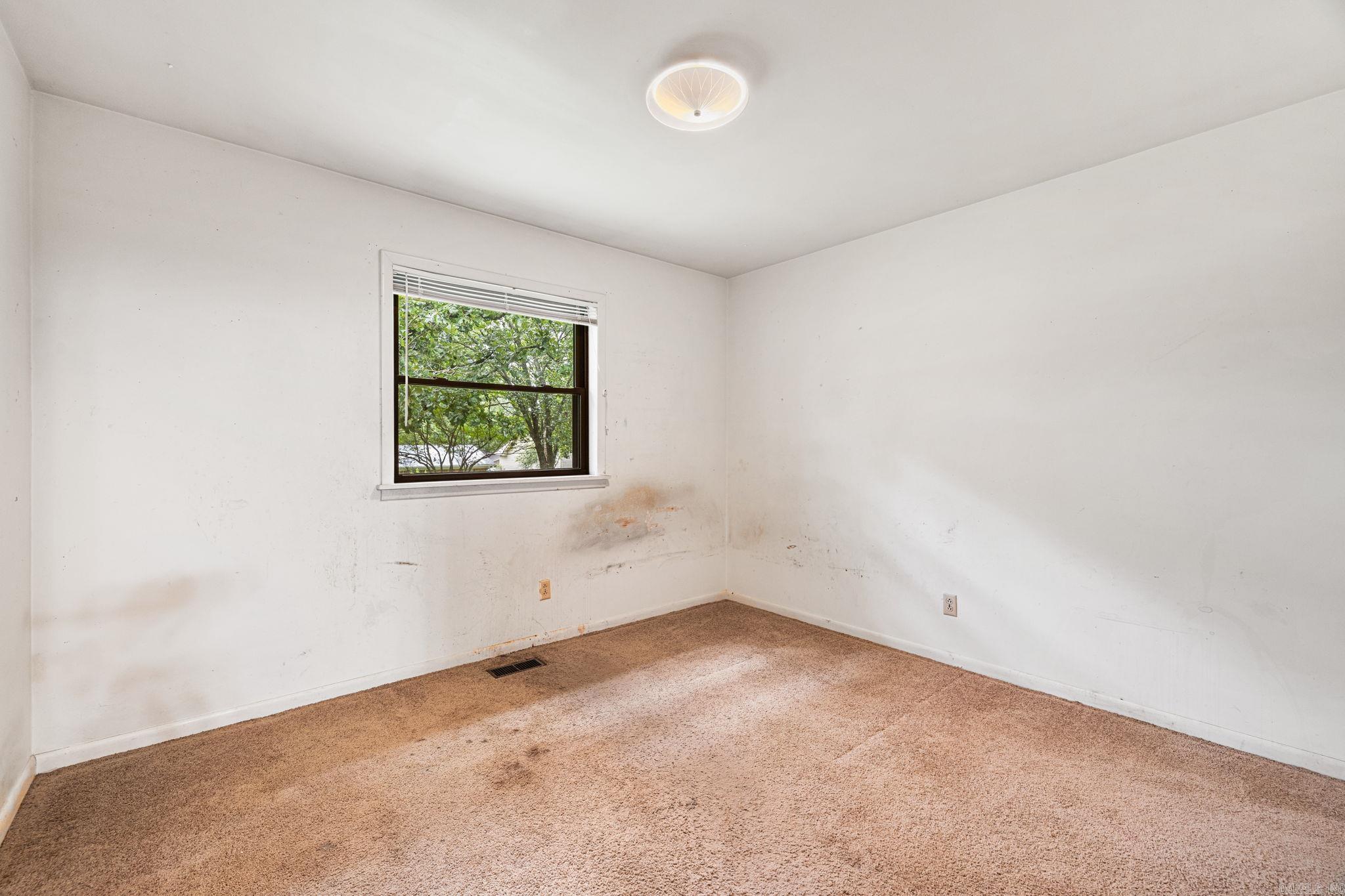 302 Longfield Avenue