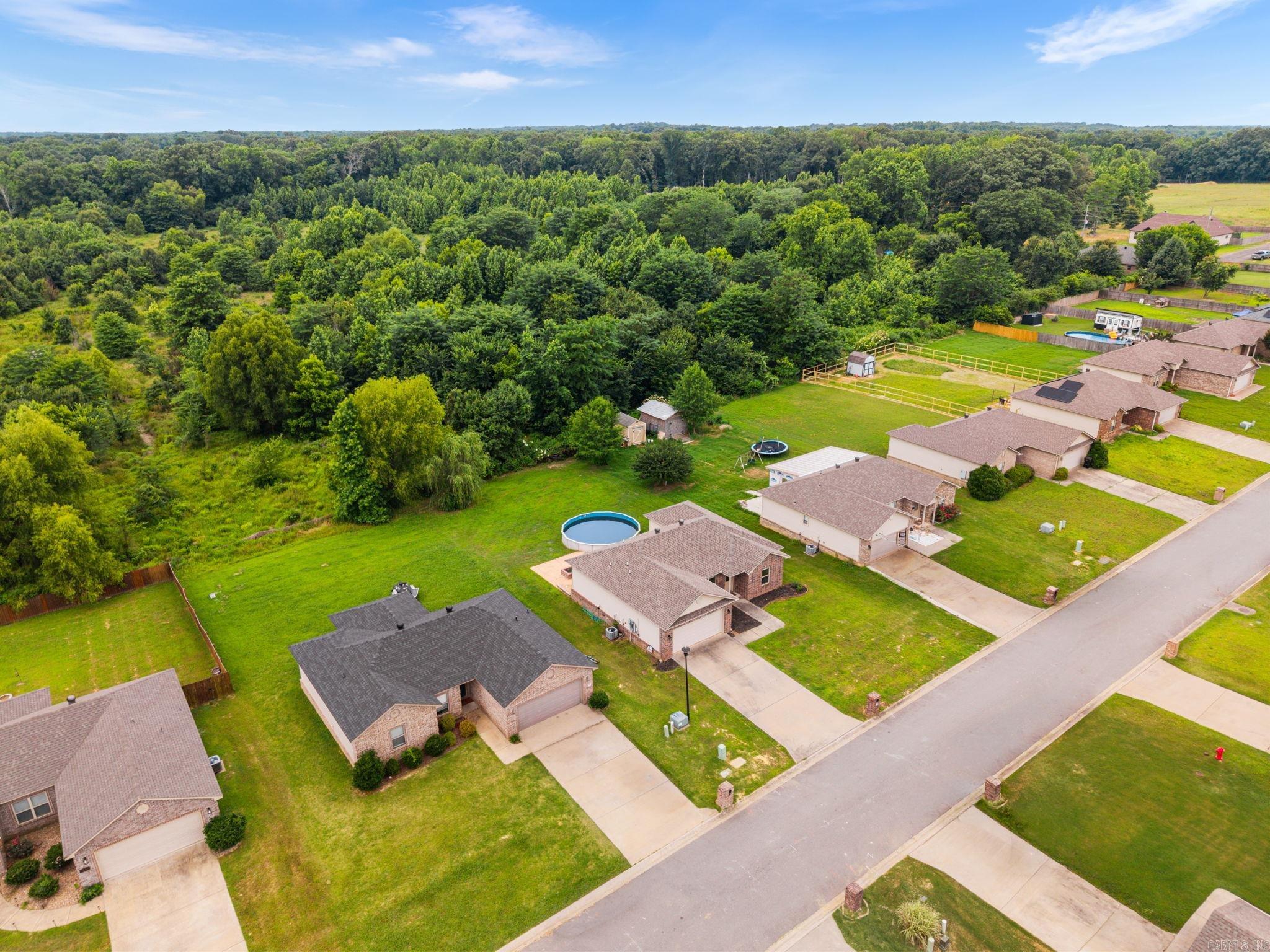 27 Mill Creek Drive