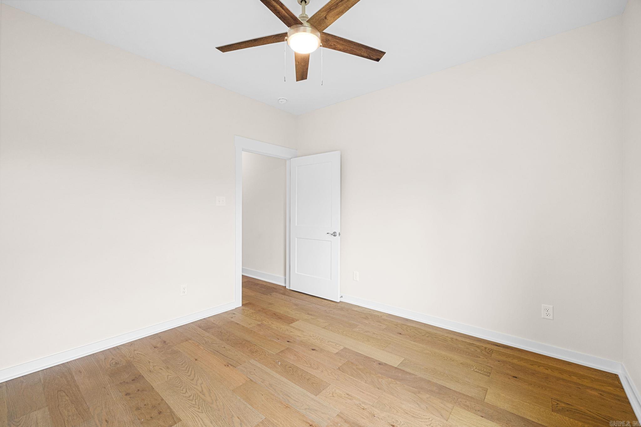 2312 Lakewood Circle