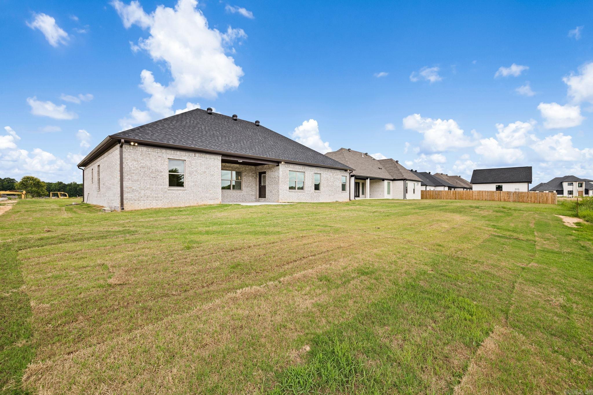 2312 Lakewood Circle
