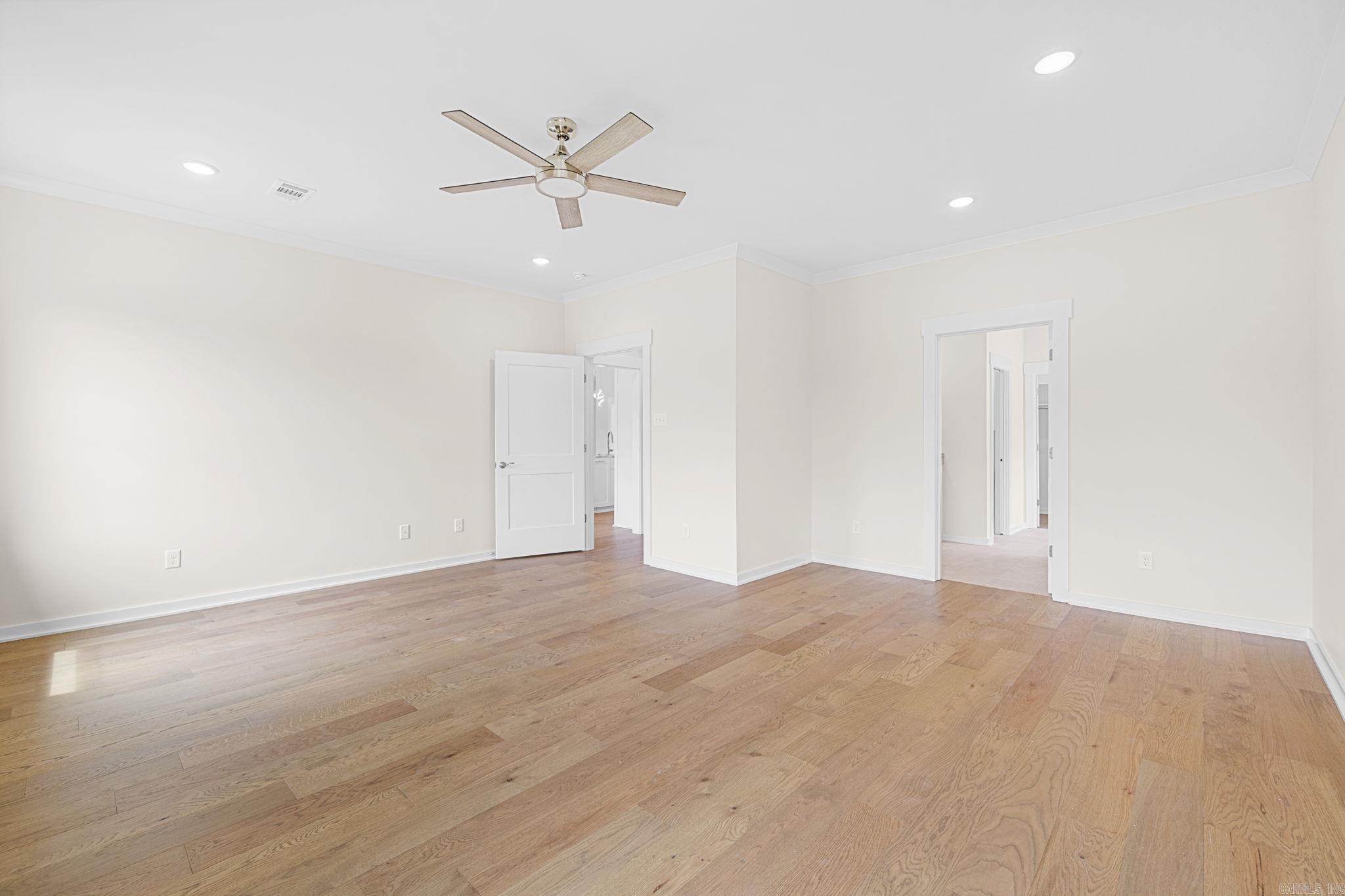 2312 Lakewood Circle