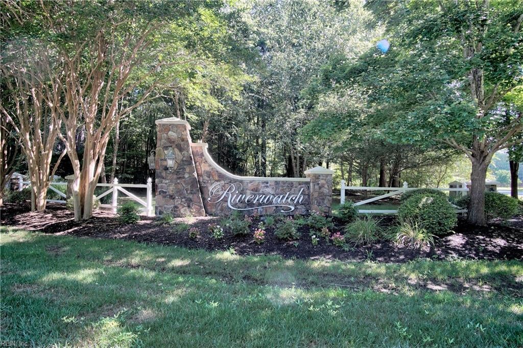 8024 Riverwatch DR