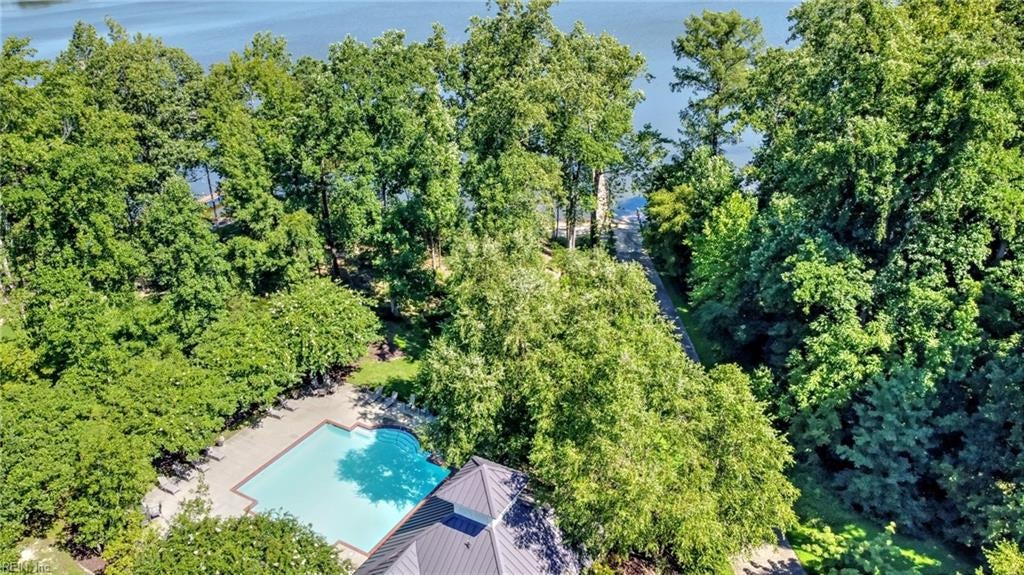 8024 Riverwatch DR