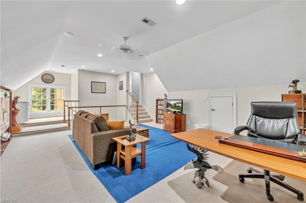 3008 John Vaughan RD