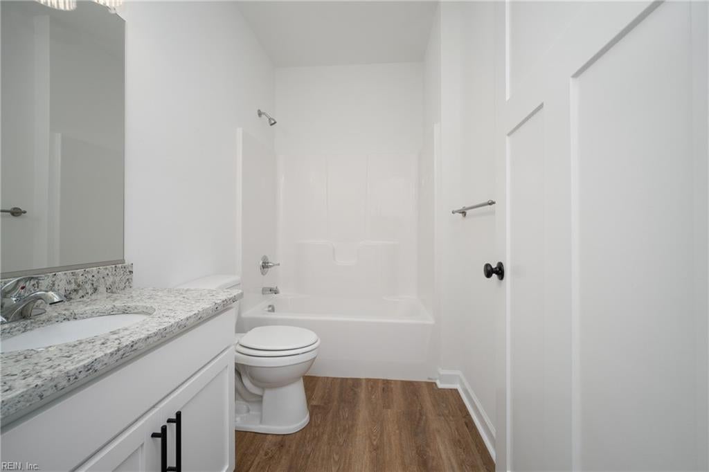 2201 Captiva LN