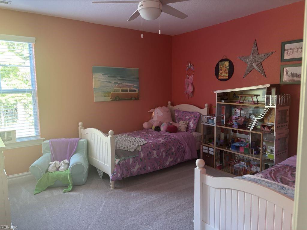 2221 Kirkby LN