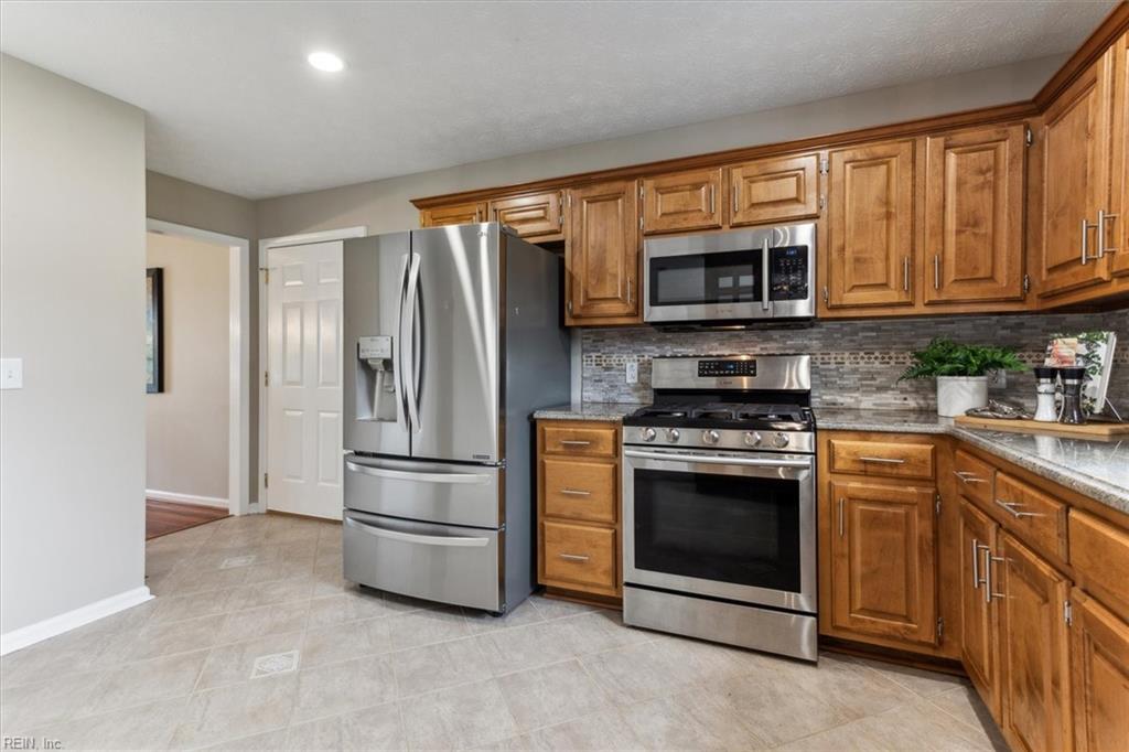 16152 Quail Crescent LN