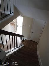 584 Registry LN