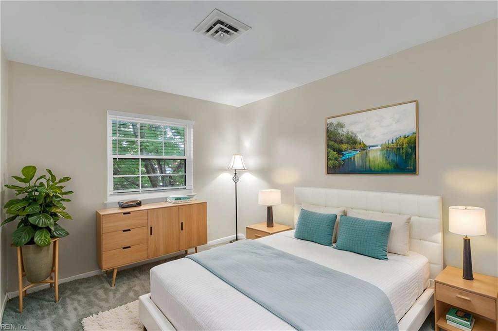 3225 Barrington DR