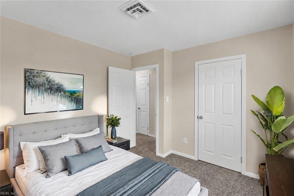3225 Barrington DR