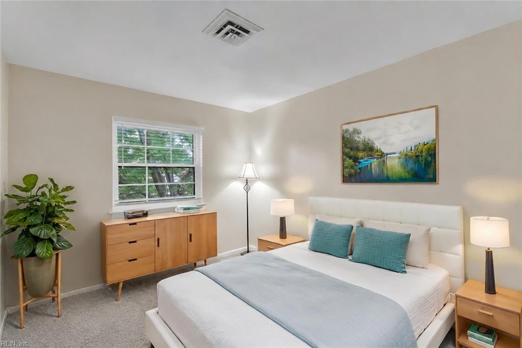 3225 Barrington DR