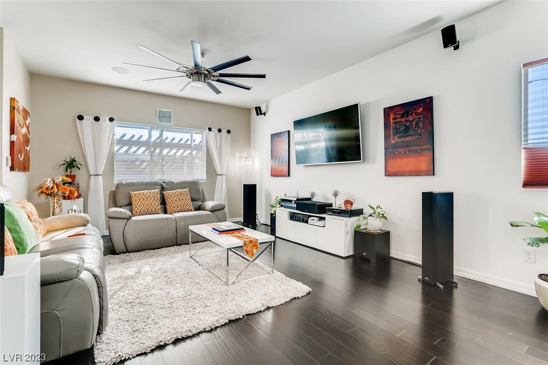 7279 Sterling Rock Avenue