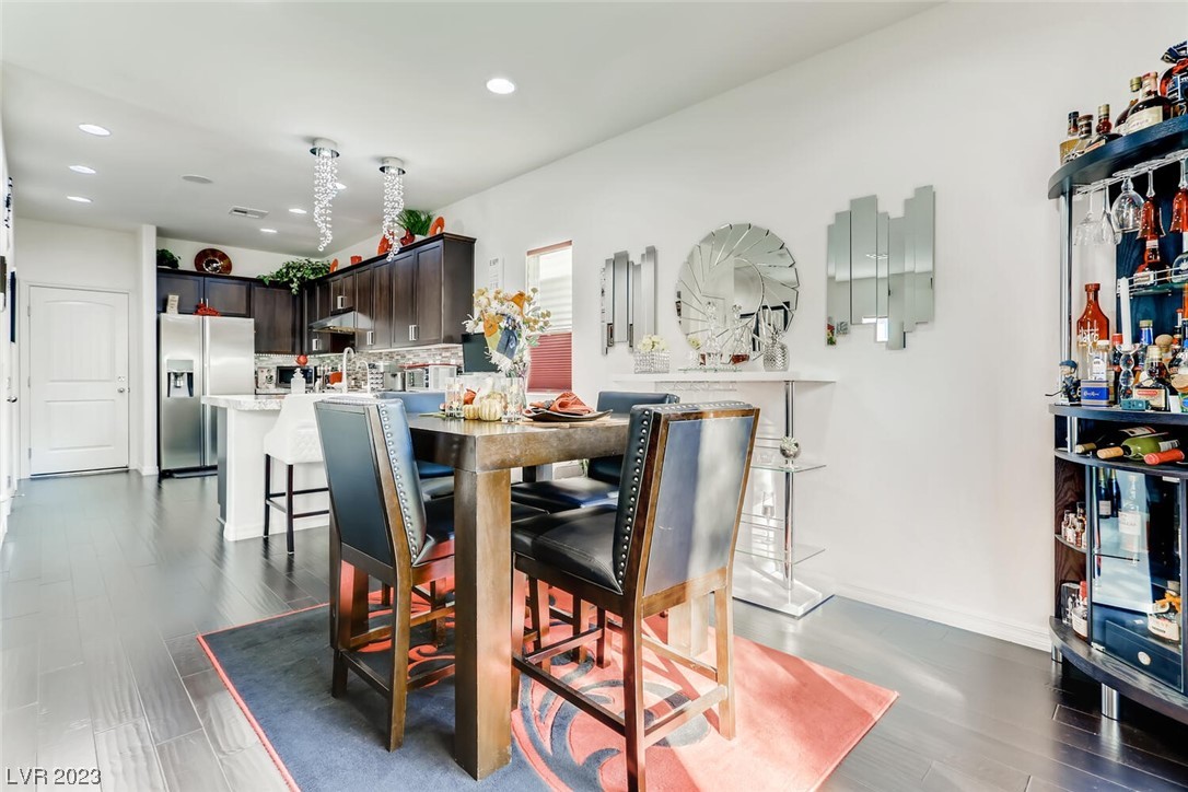 7279 Sterling Rock Avenue