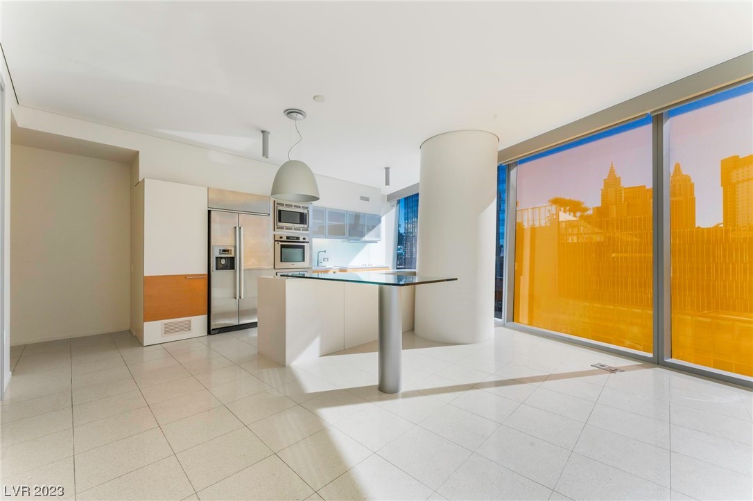 3726 Las Vegas Boulevard 306